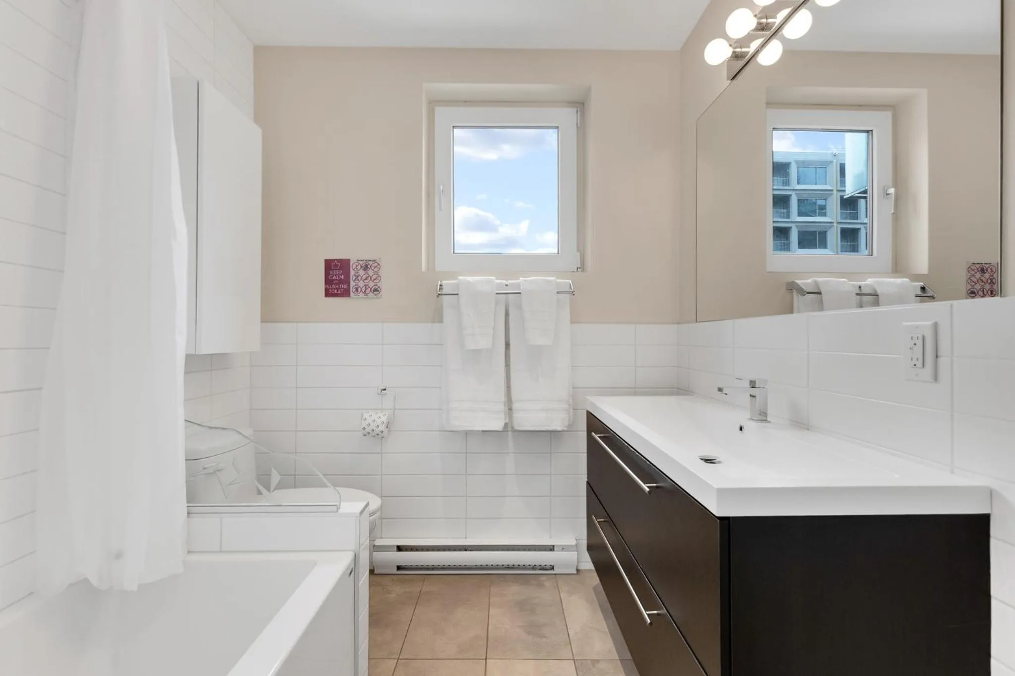 Bathroom in LiV MTL Downtown