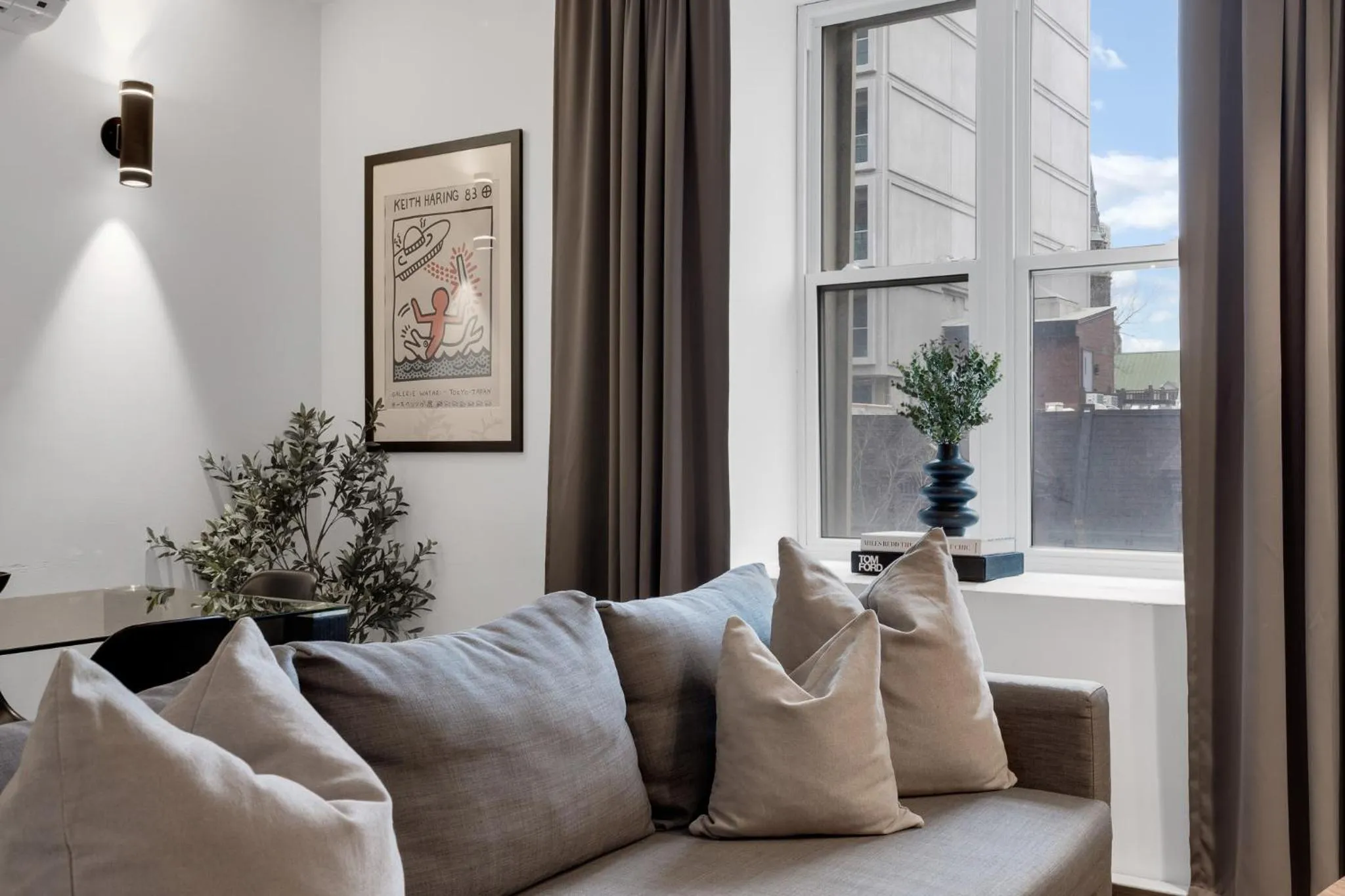 Living room in LiV MTL Downtown