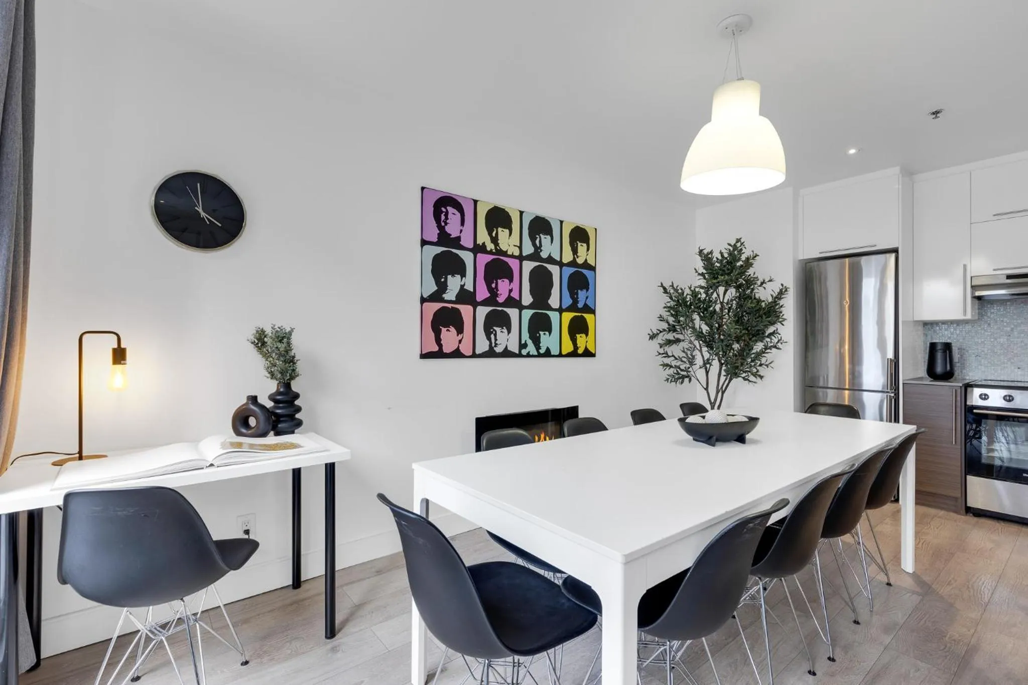 Kitchen or kitchenette in LiV MTL Downtown