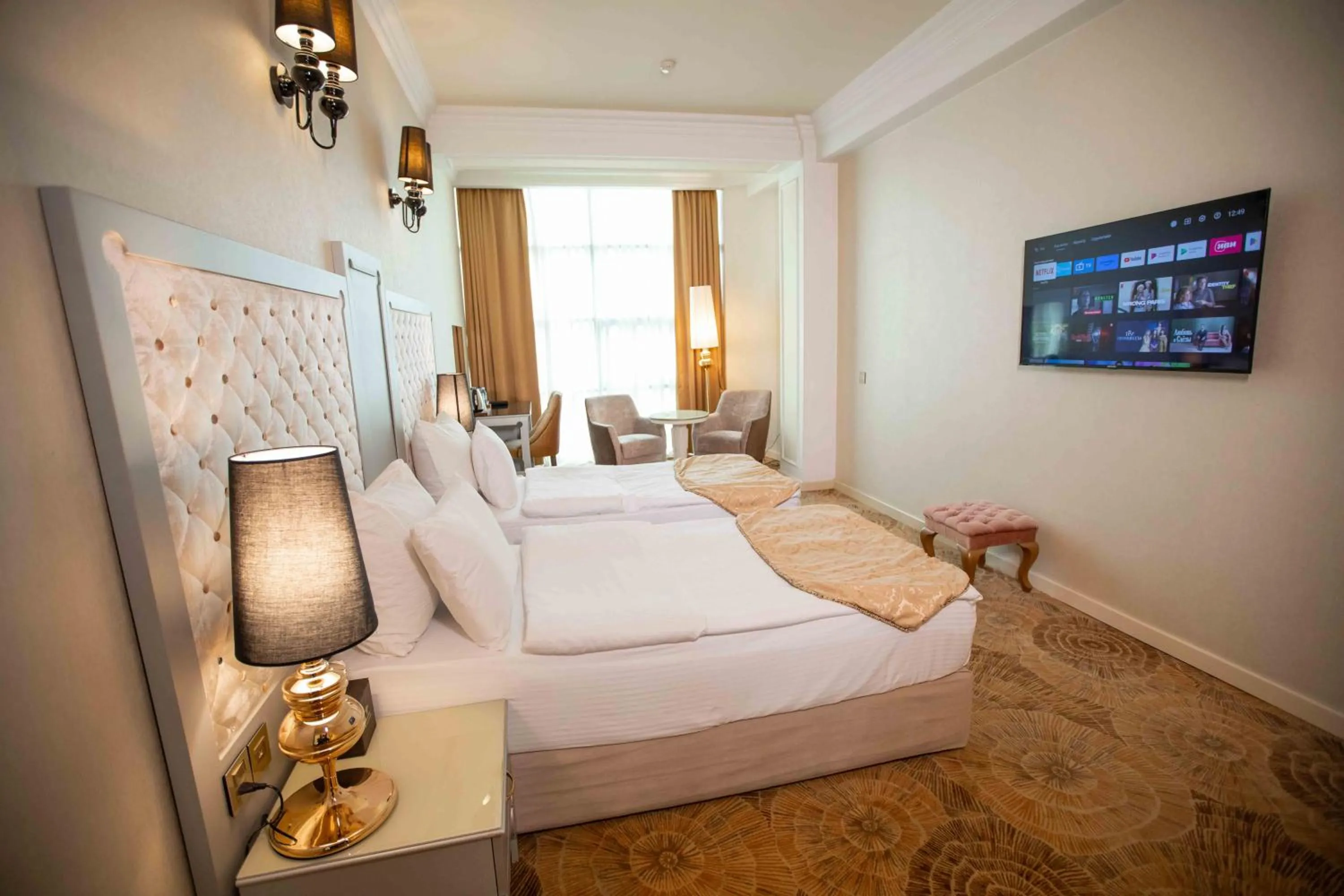 Bed in Teatro Boutique Hotel