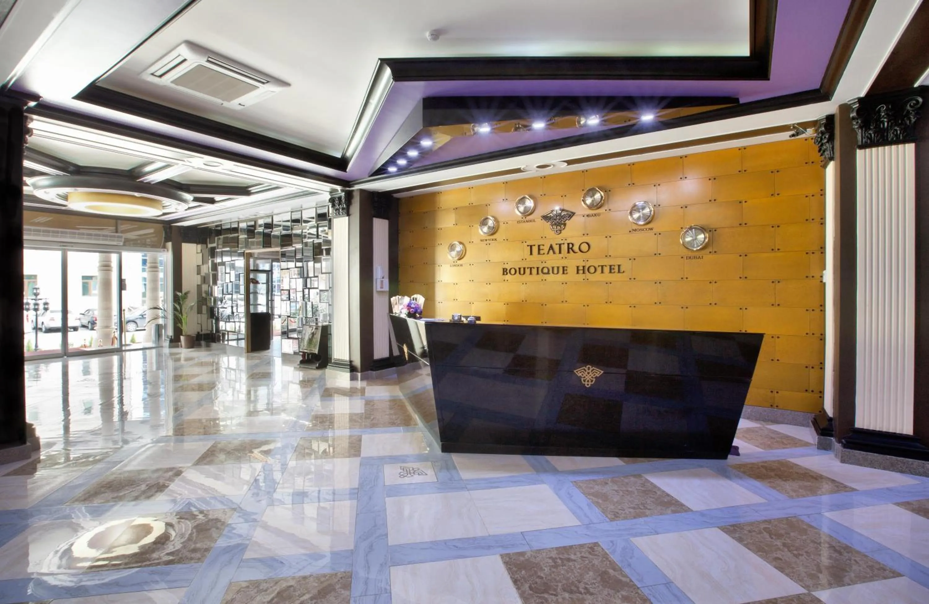 Lobby or reception in Teatro Boutique Hotel