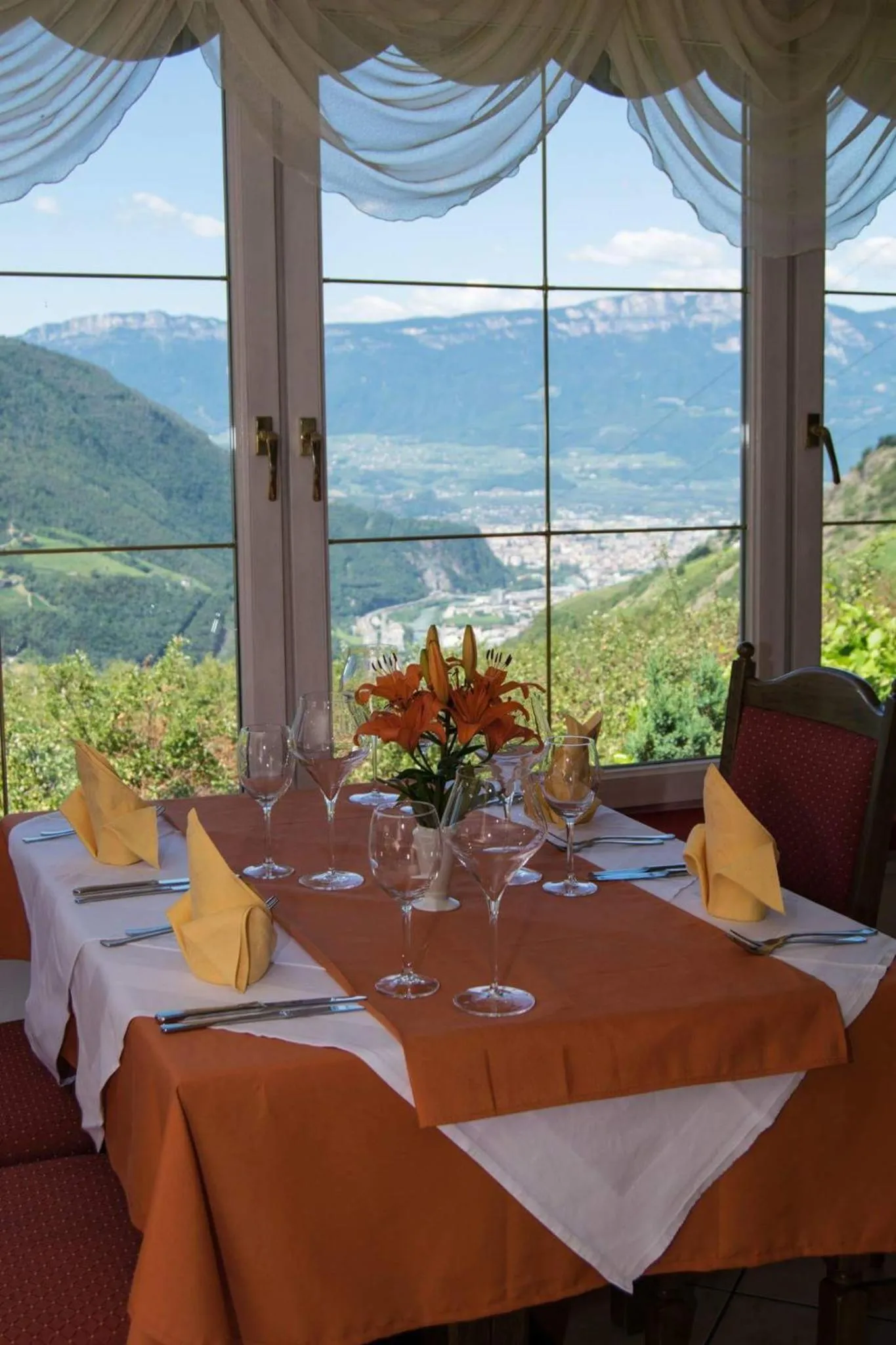 Mountain view in Panoramahotel Unterinnerhof