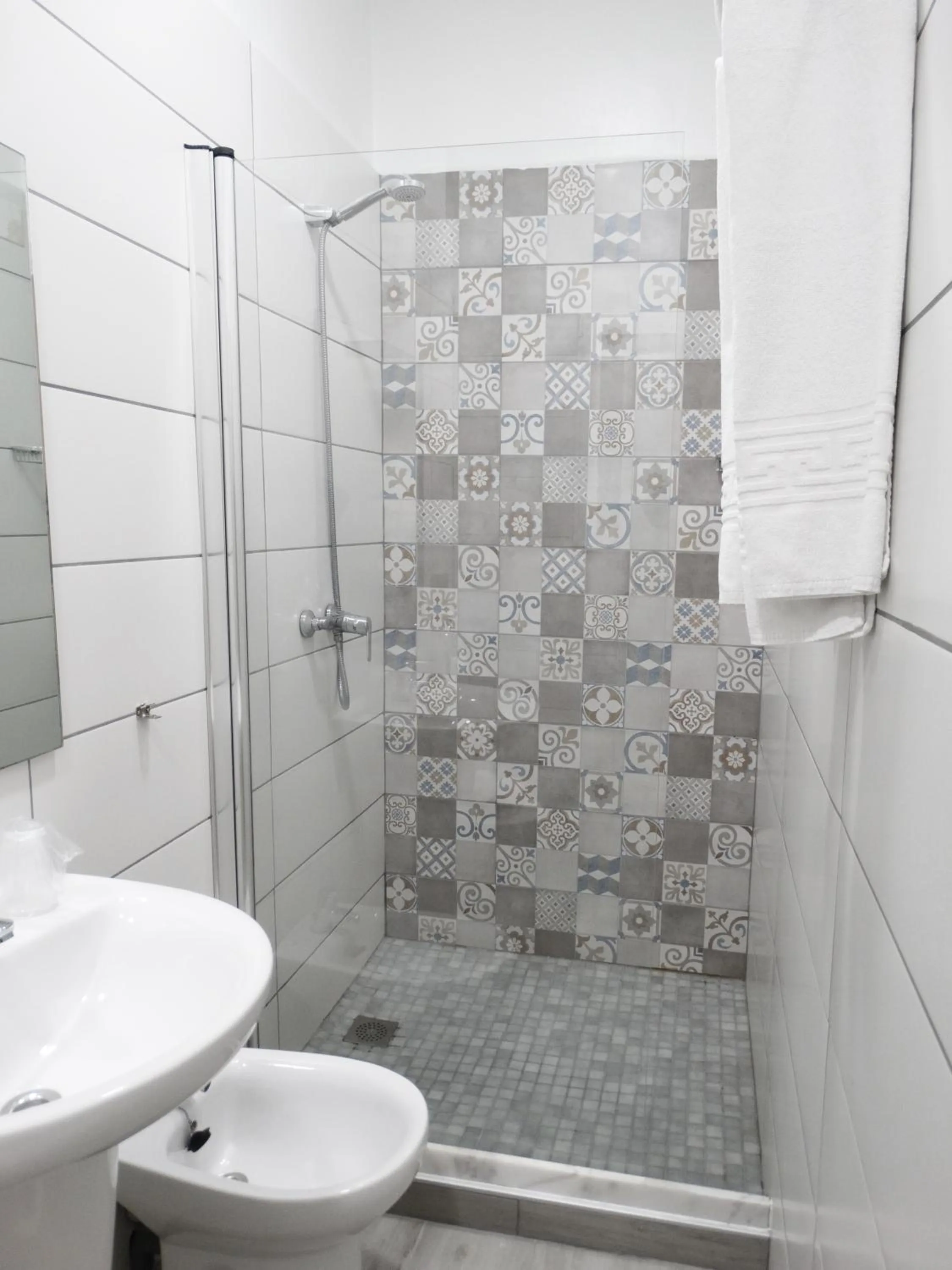 Bathroom in Hotel Goya