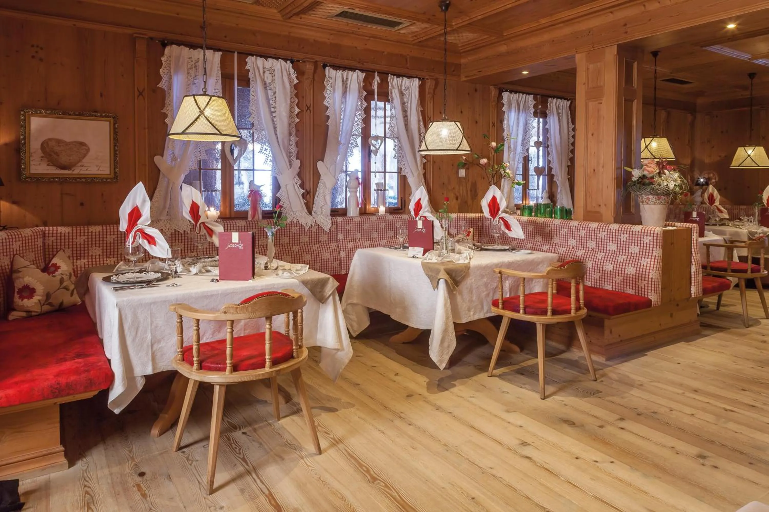 Restaurant/places to eat in Wellness- & Sporthotel Jagdhof