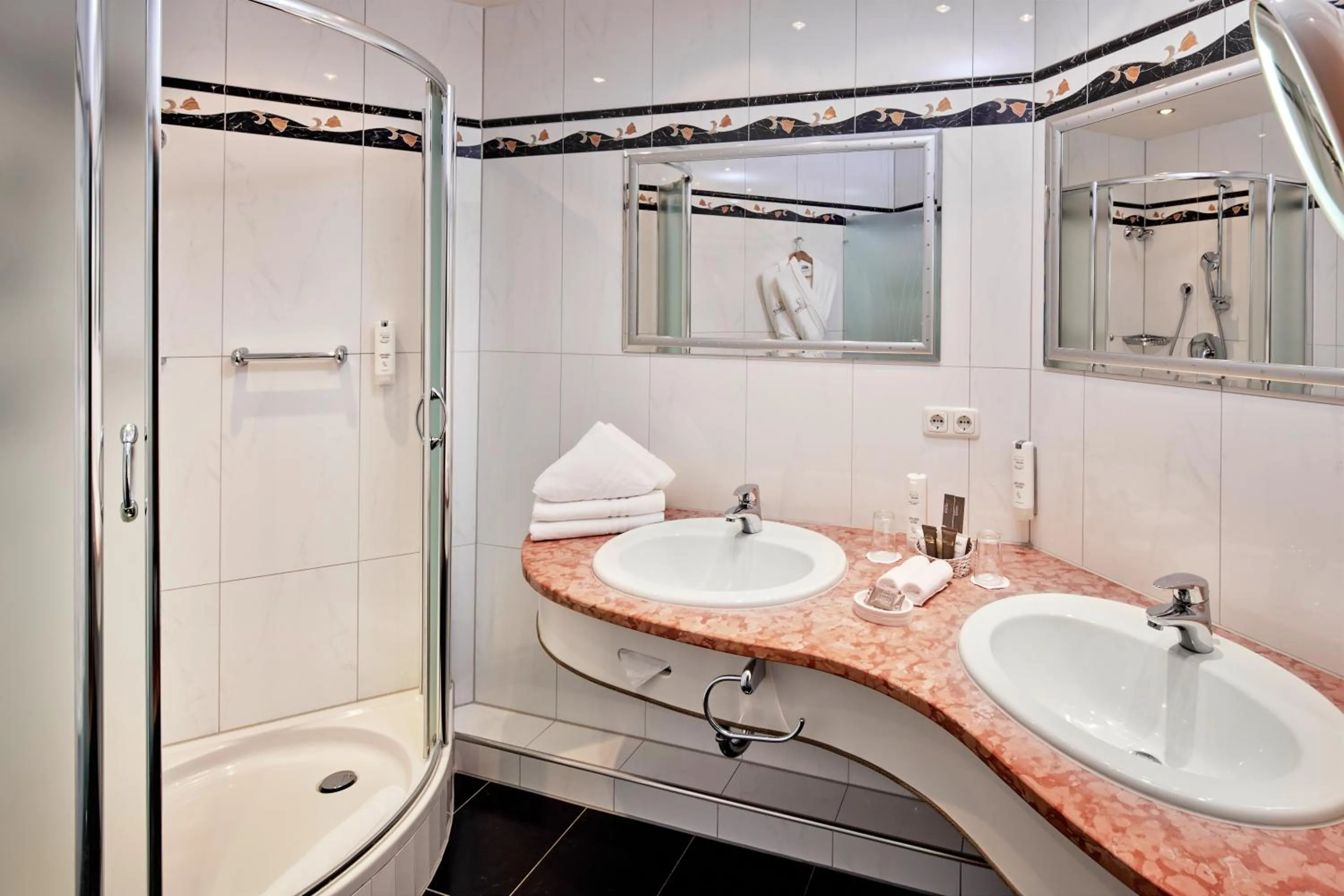 Shower in Wellness- & Sporthotel Jagdhof