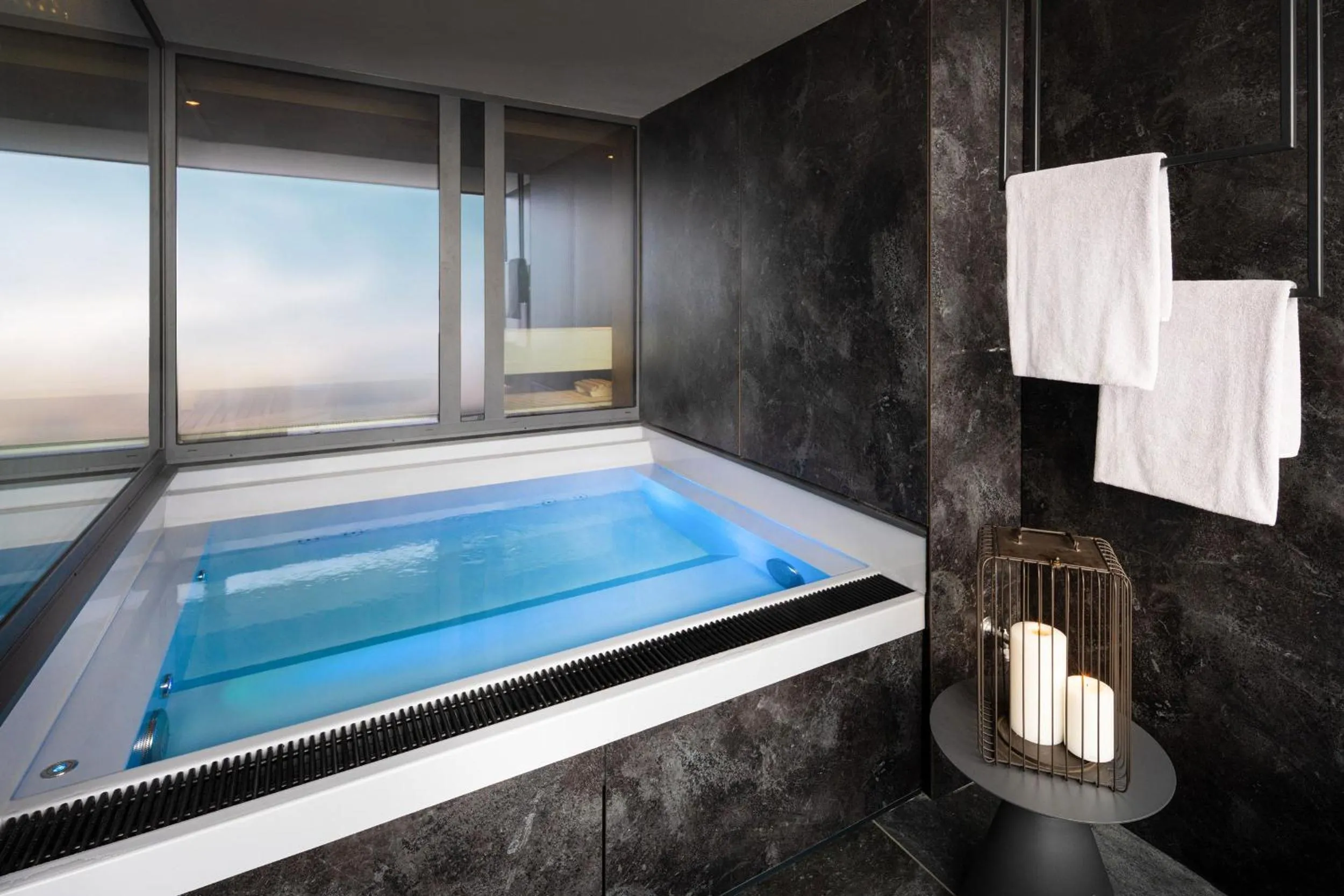 Hot Tub in Wellness- & Sporthotel Jagdhof