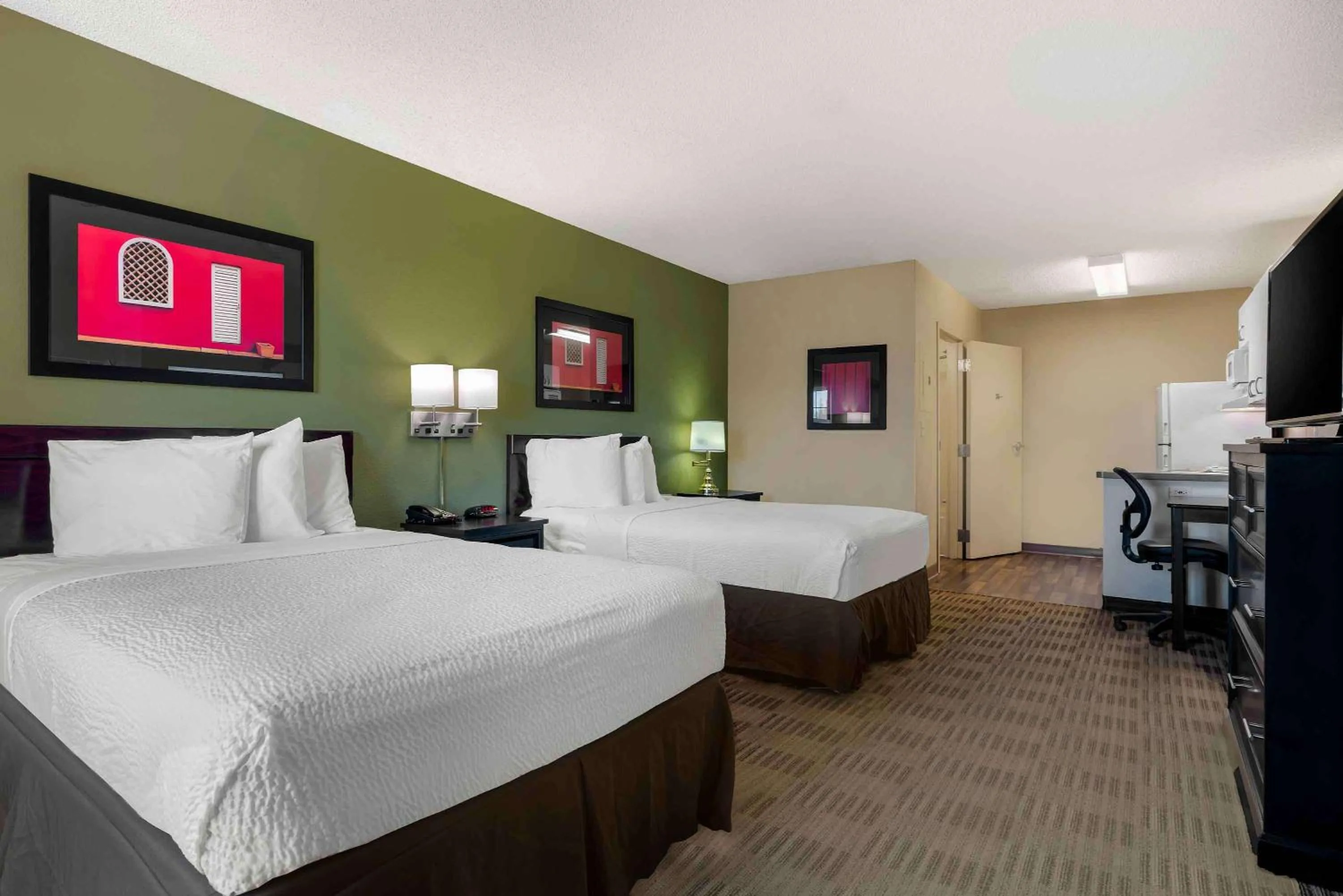 Bedroom, Bed in Extended Stay America Suites - Sacramento - Arden Way