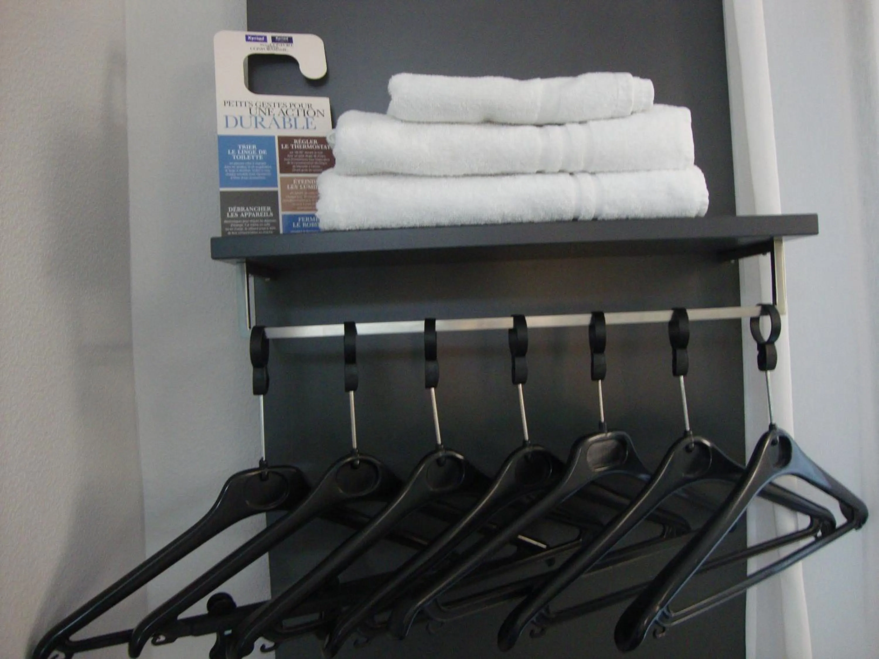 Bedroom in Kyriad Paris Ouest - Bezons La Défense