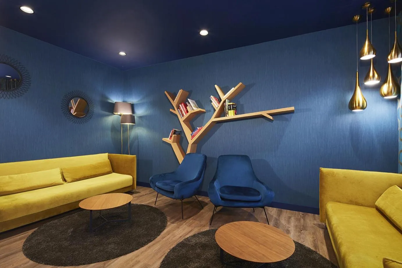 Communal lounge/ TV room in Kyriad Paris Ouest - Bezons La Défense