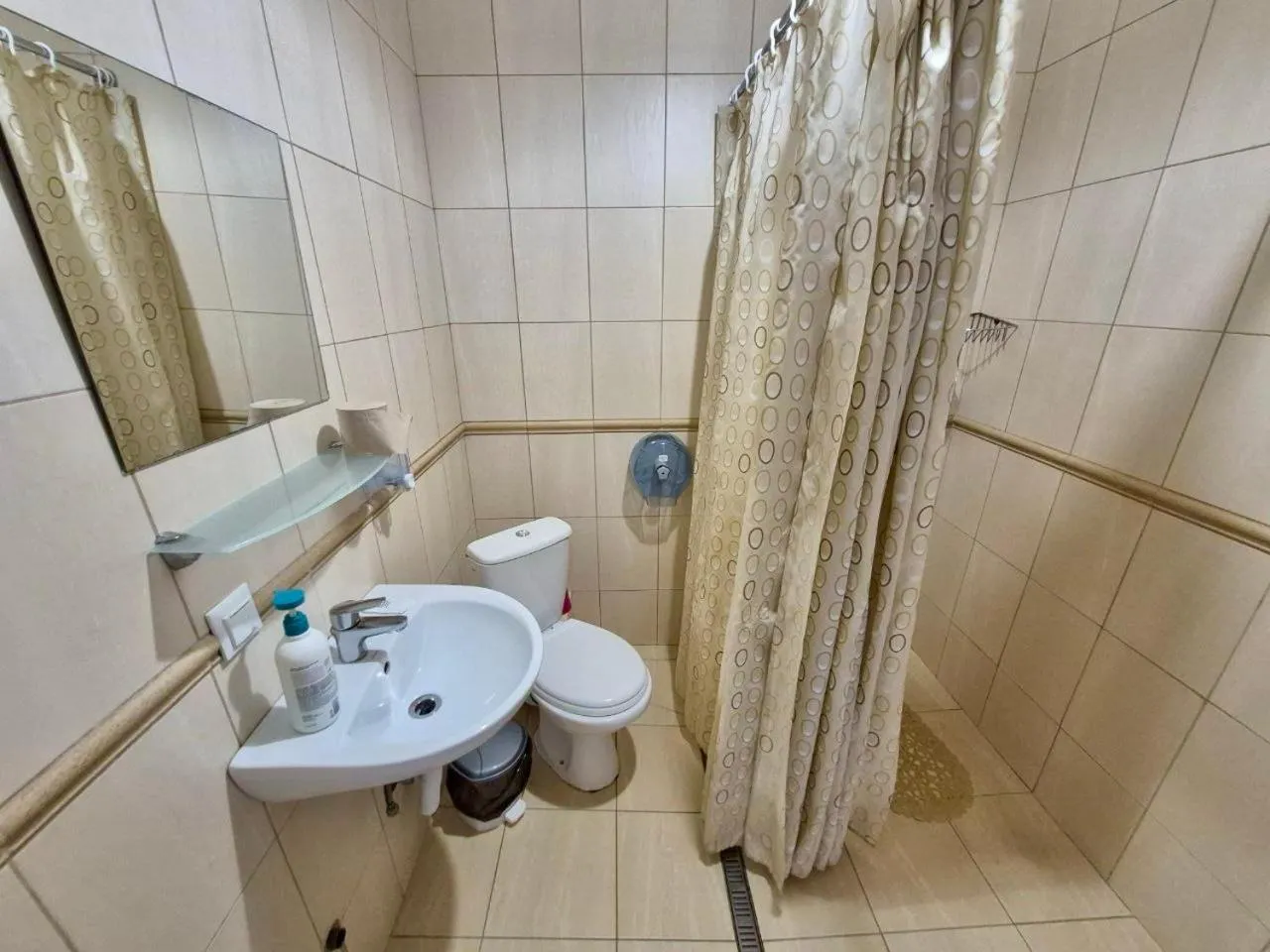 Shower in Pechersk House
