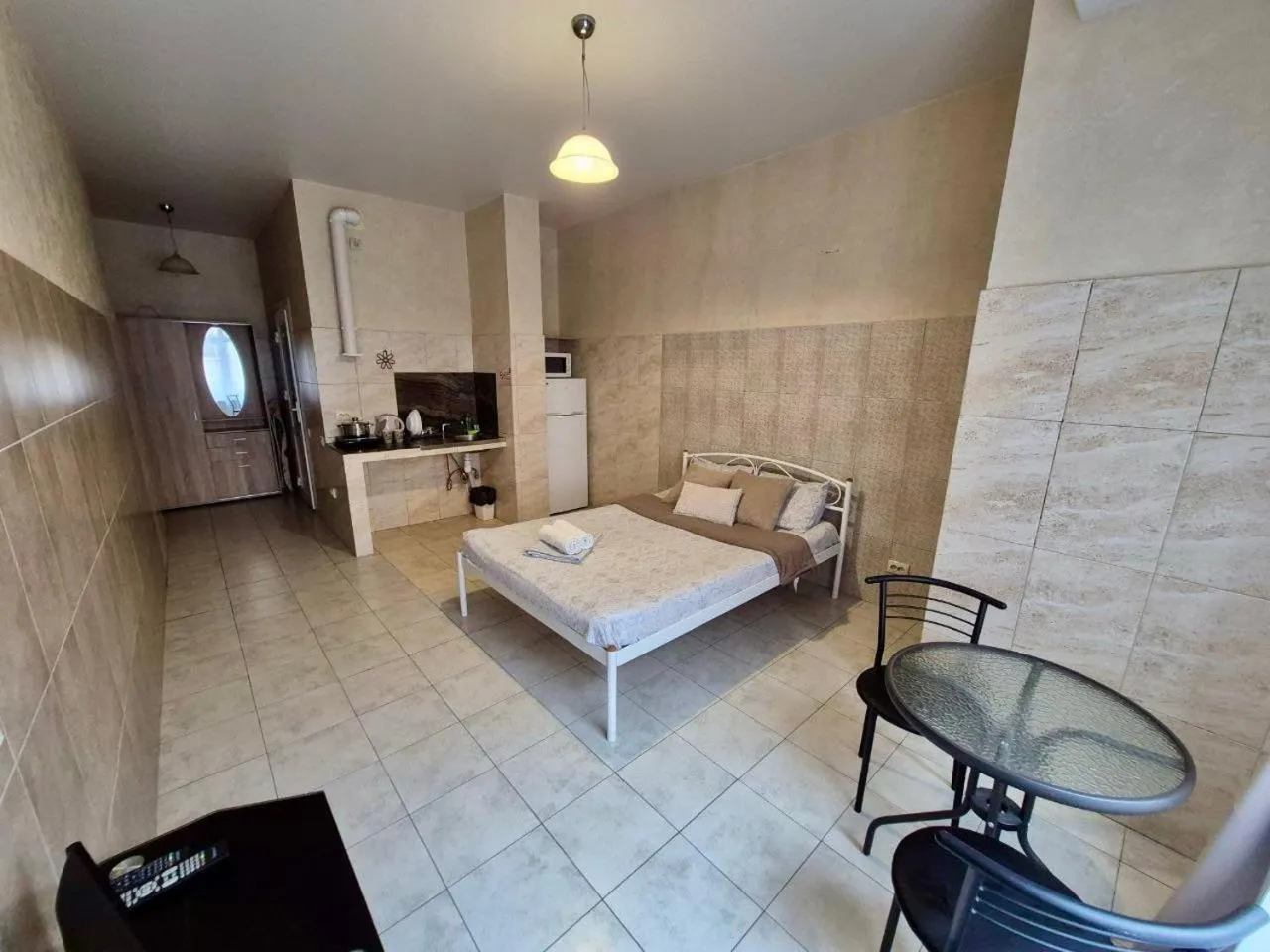 Photo of the whole room, Bed in Pechersk House