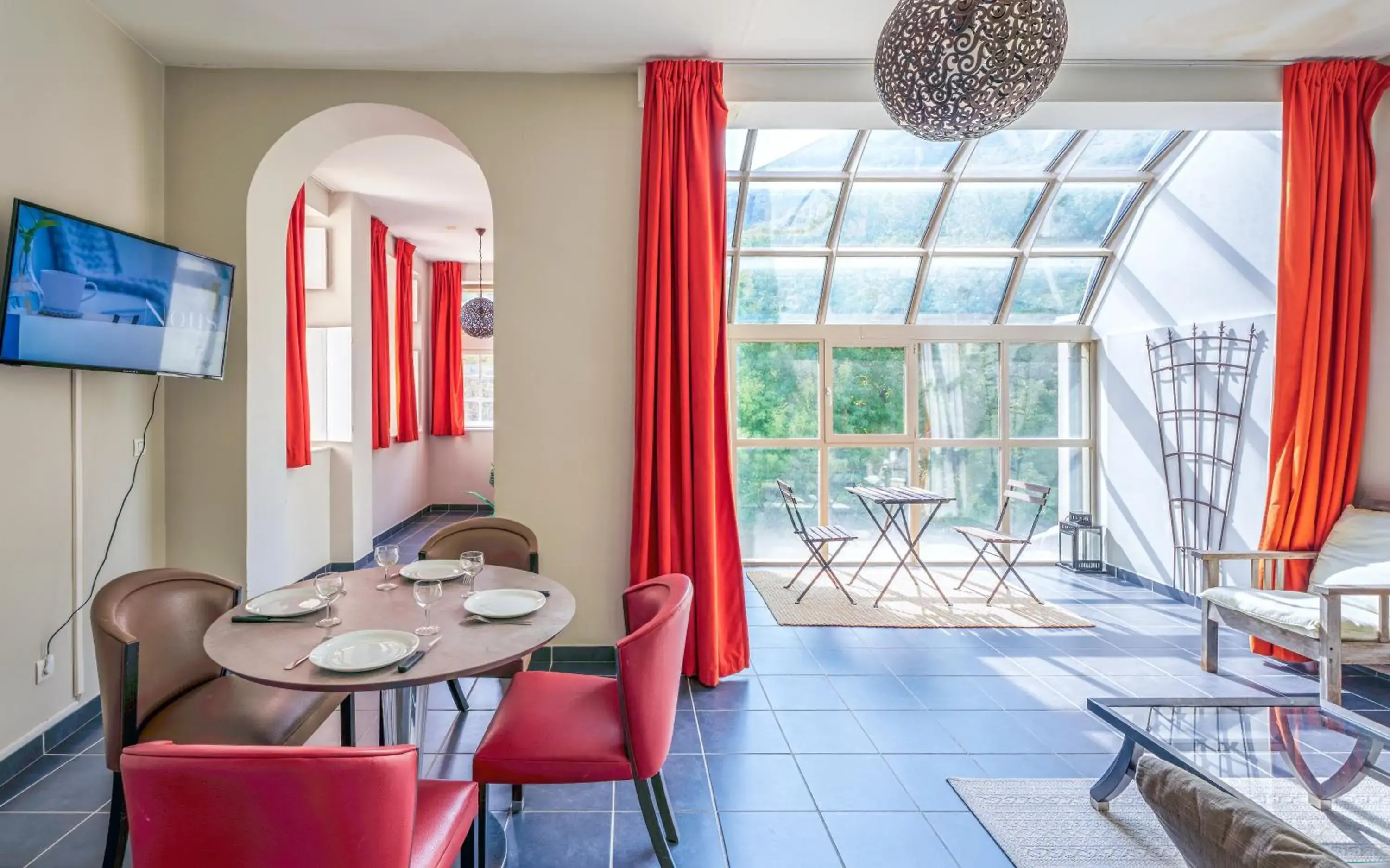 Classic Suite in Tempologis - Chateau de la Rochette Classic Suite in Tempologis - Chateau de la Rochette