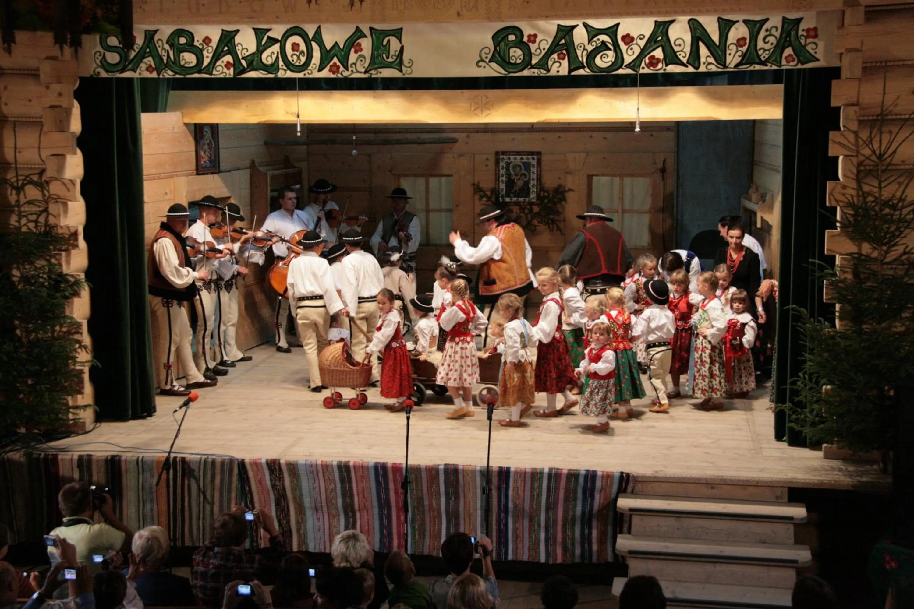 Entertainment in Jedla Miejsce Gościnne