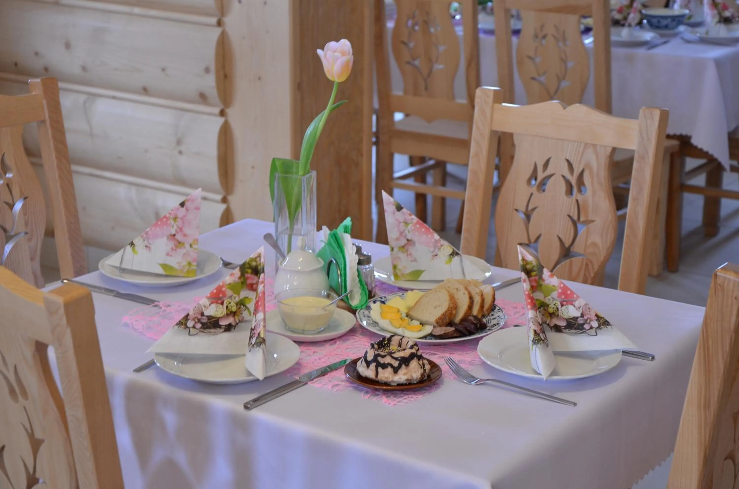 Restaurant/places to eat in Jedla Miejsce Gościnne