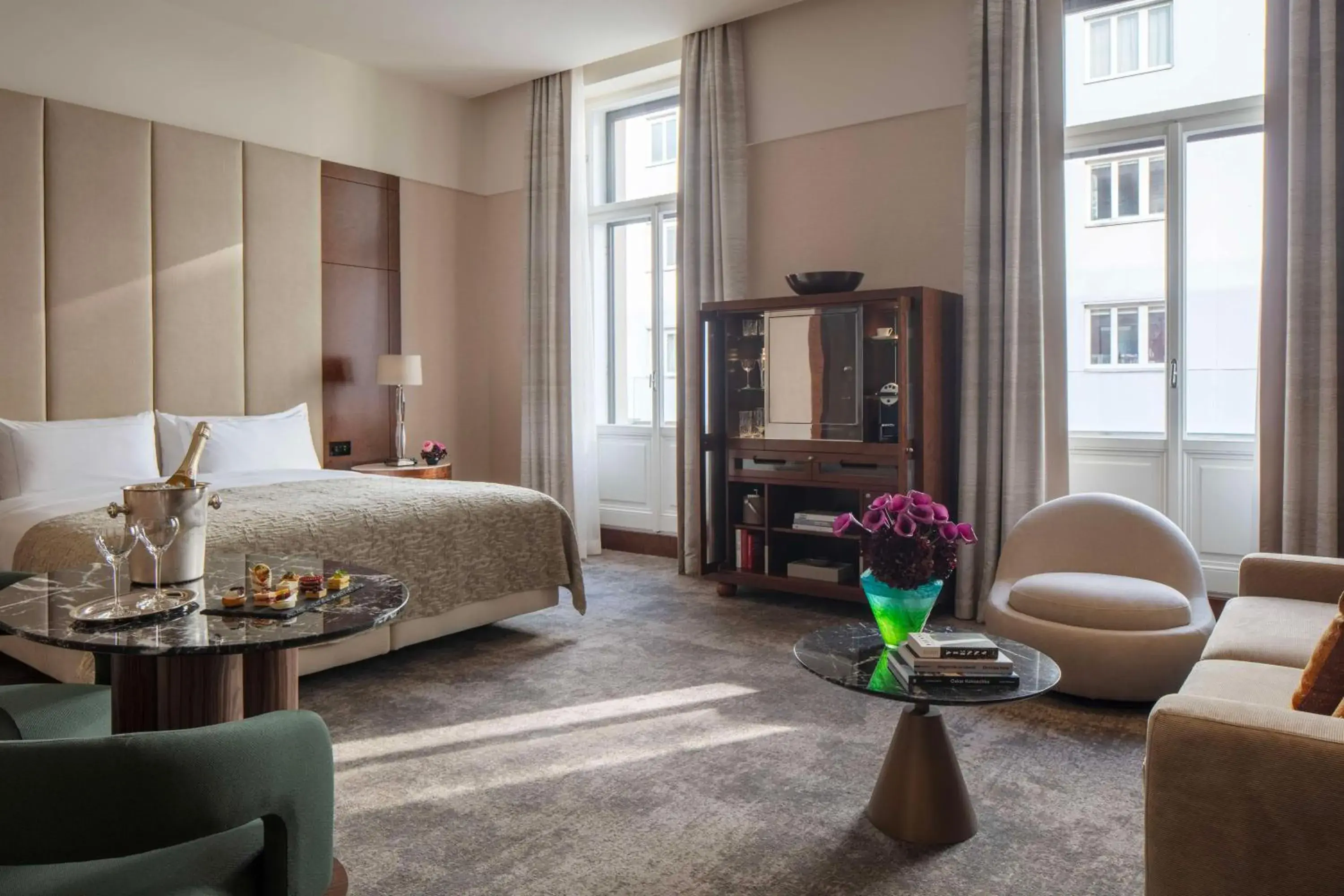 Photo of the whole room, Bed in Anantara Palais Hansen Vienna - newly renovated Photo of the whole room, Bed in Anantara Palais Hansen Vienna - newly renovated