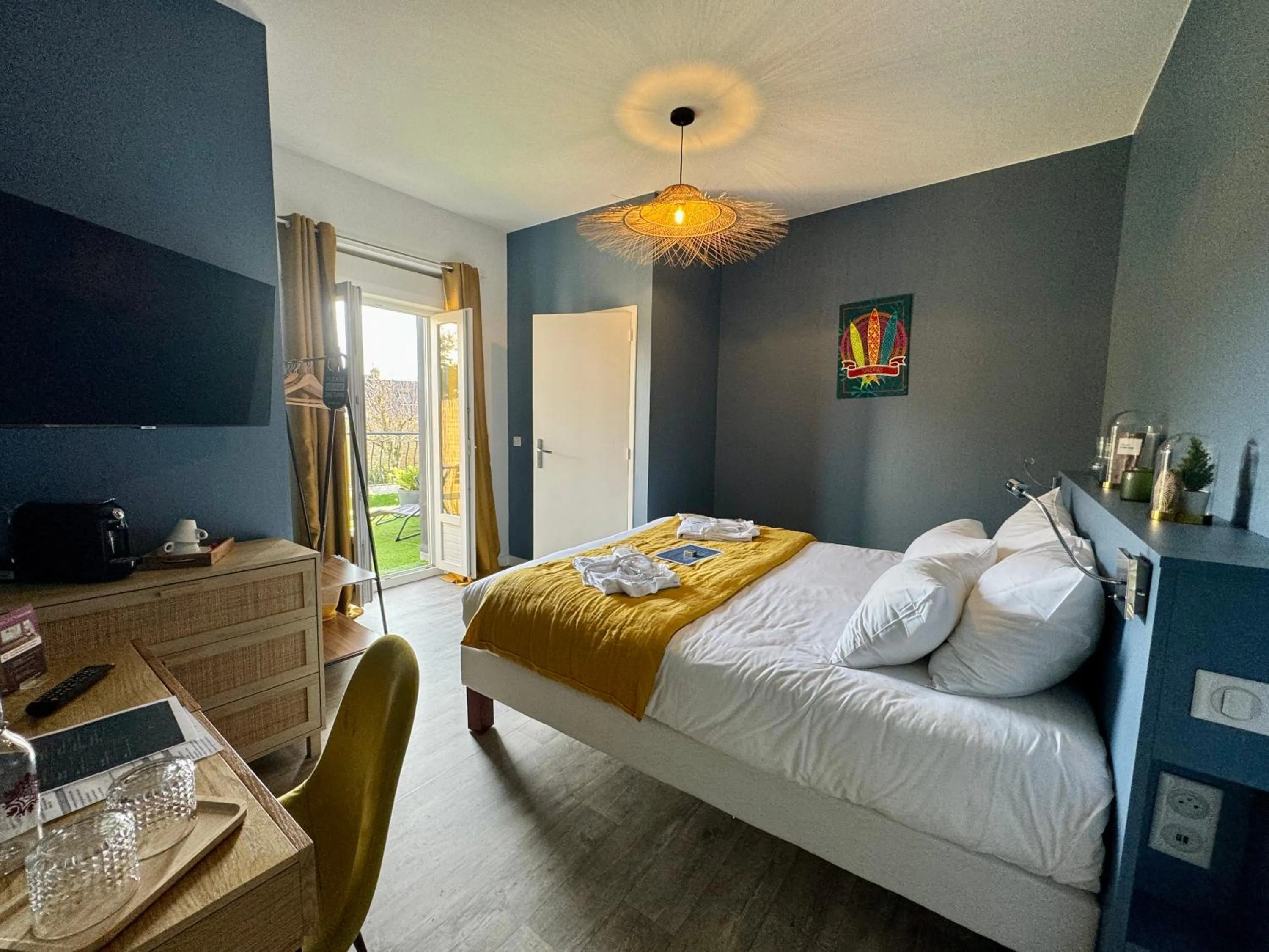 Bedroom, Bed in Hôtel La Maison des Dunes