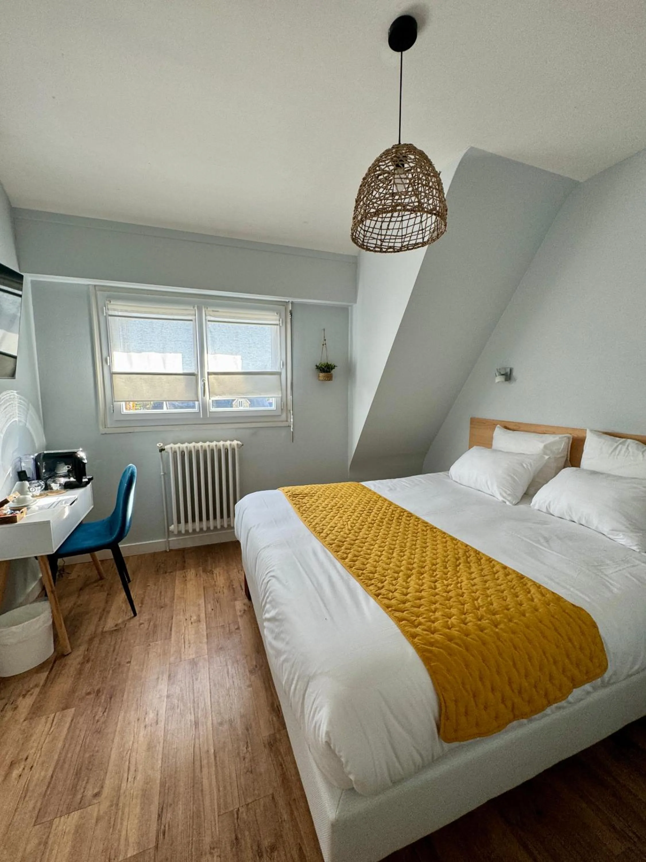 Bedroom, Bed in Hôtel La Maison des Dunes