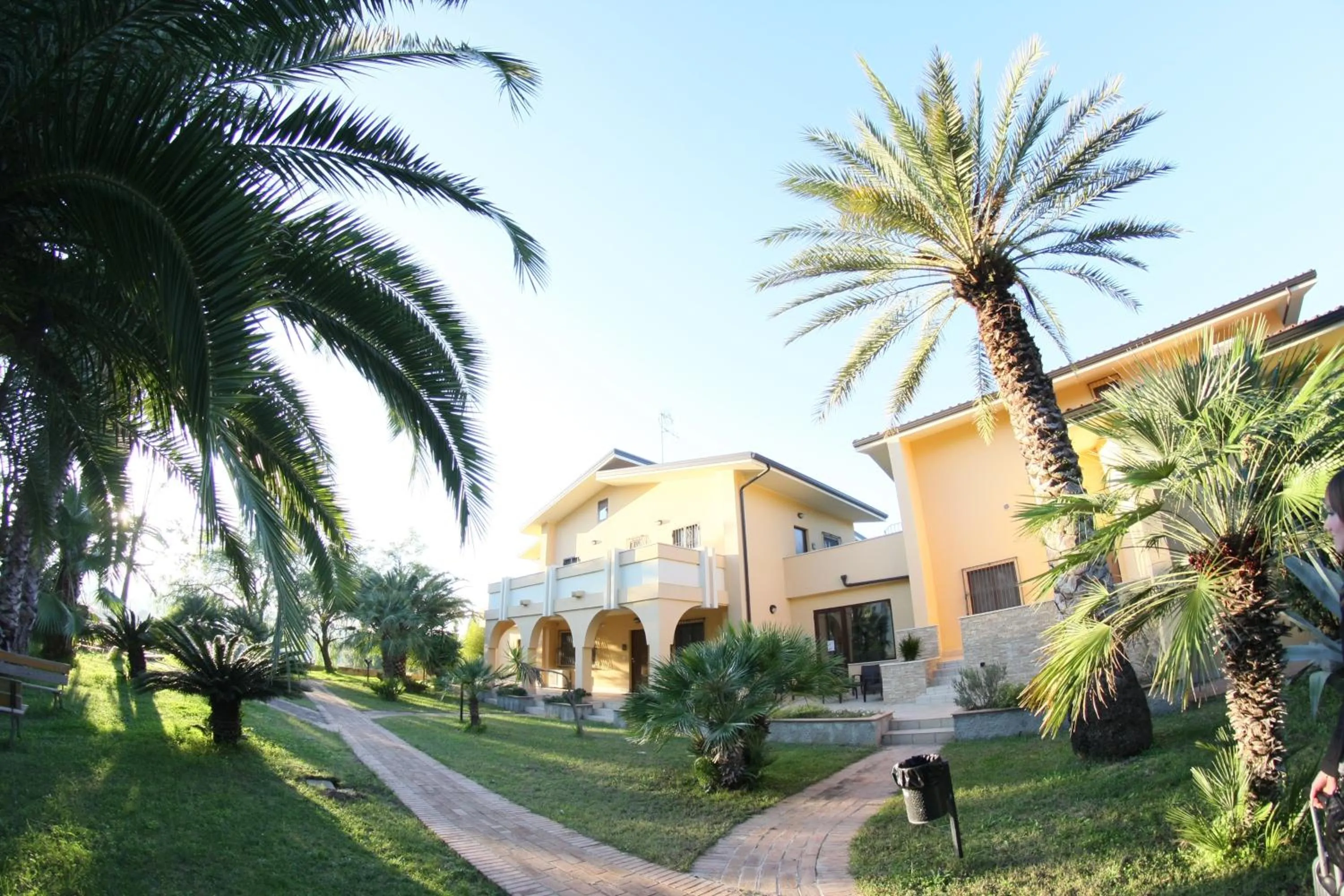 Facade/entrance in San Michele Apartments&Rooms