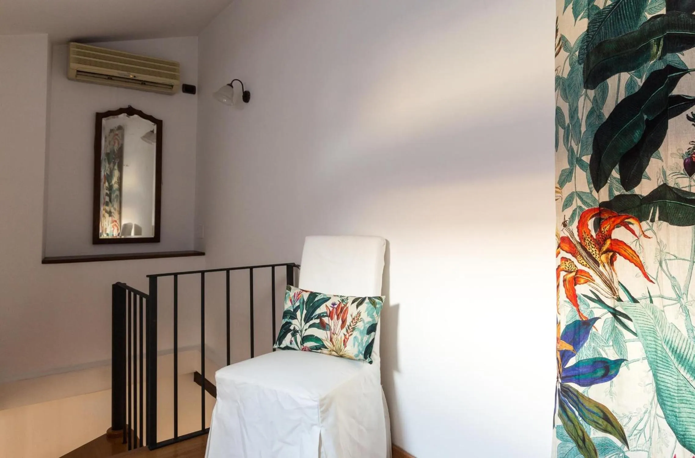 Photo of the whole room, Bed in Torripa Group - Trastevere