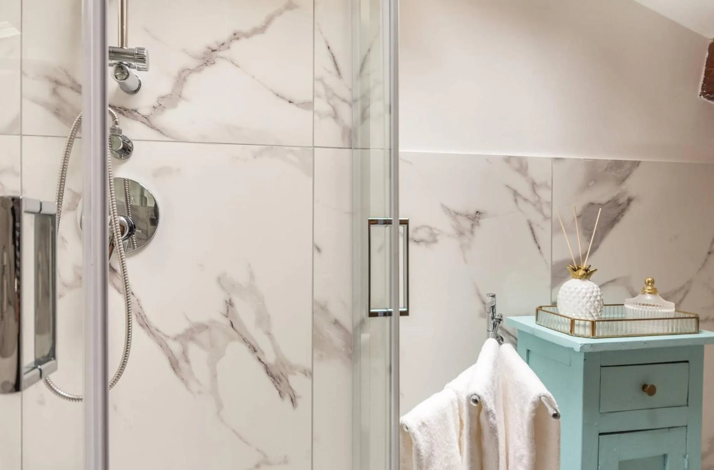 Shower in Torripa Group - Trastevere
