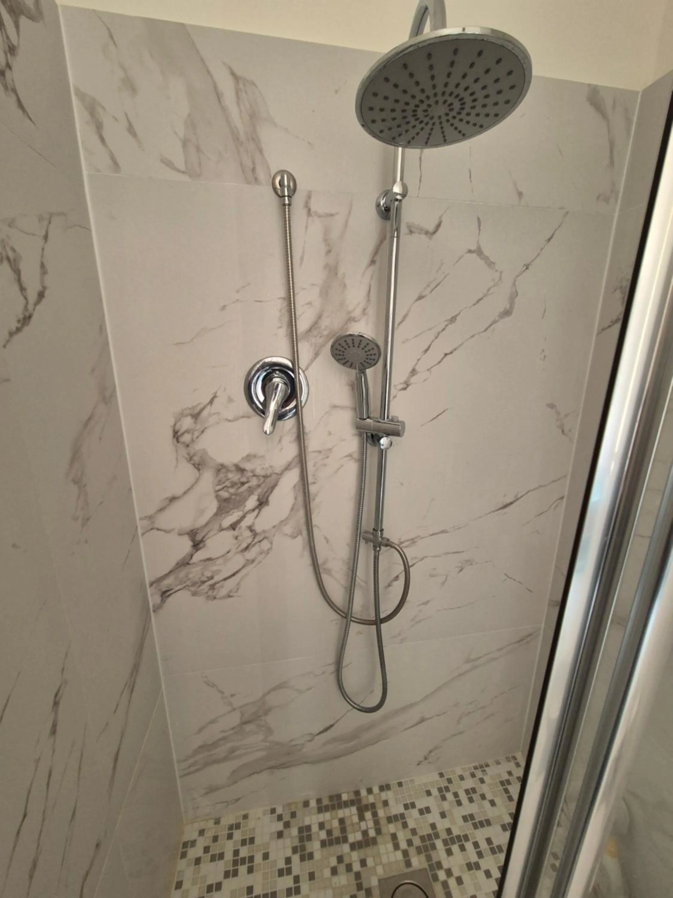 Bathroom in Torripa Group - Trastevere