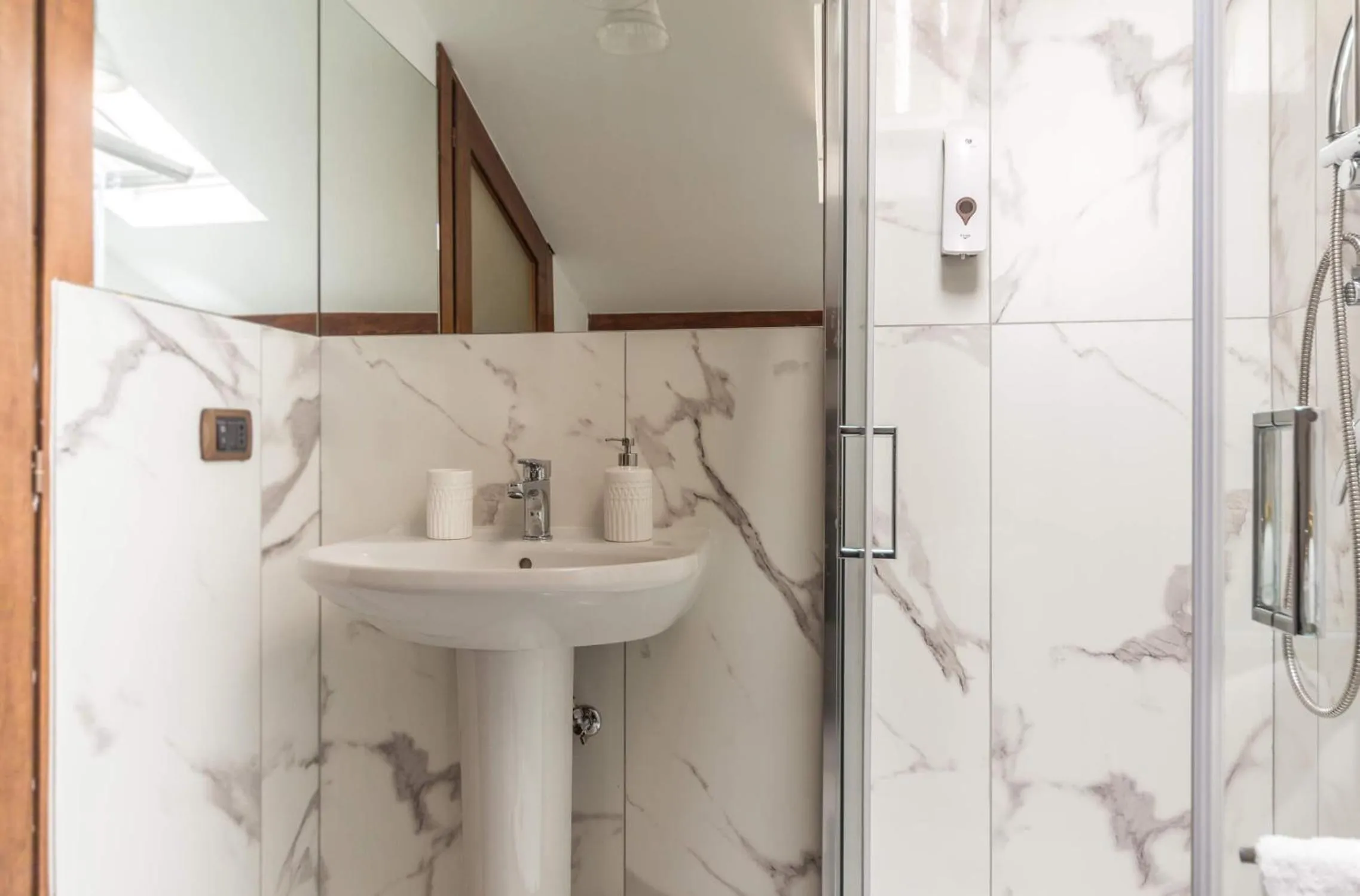 Bathroom in Torripa Group - Trastevere