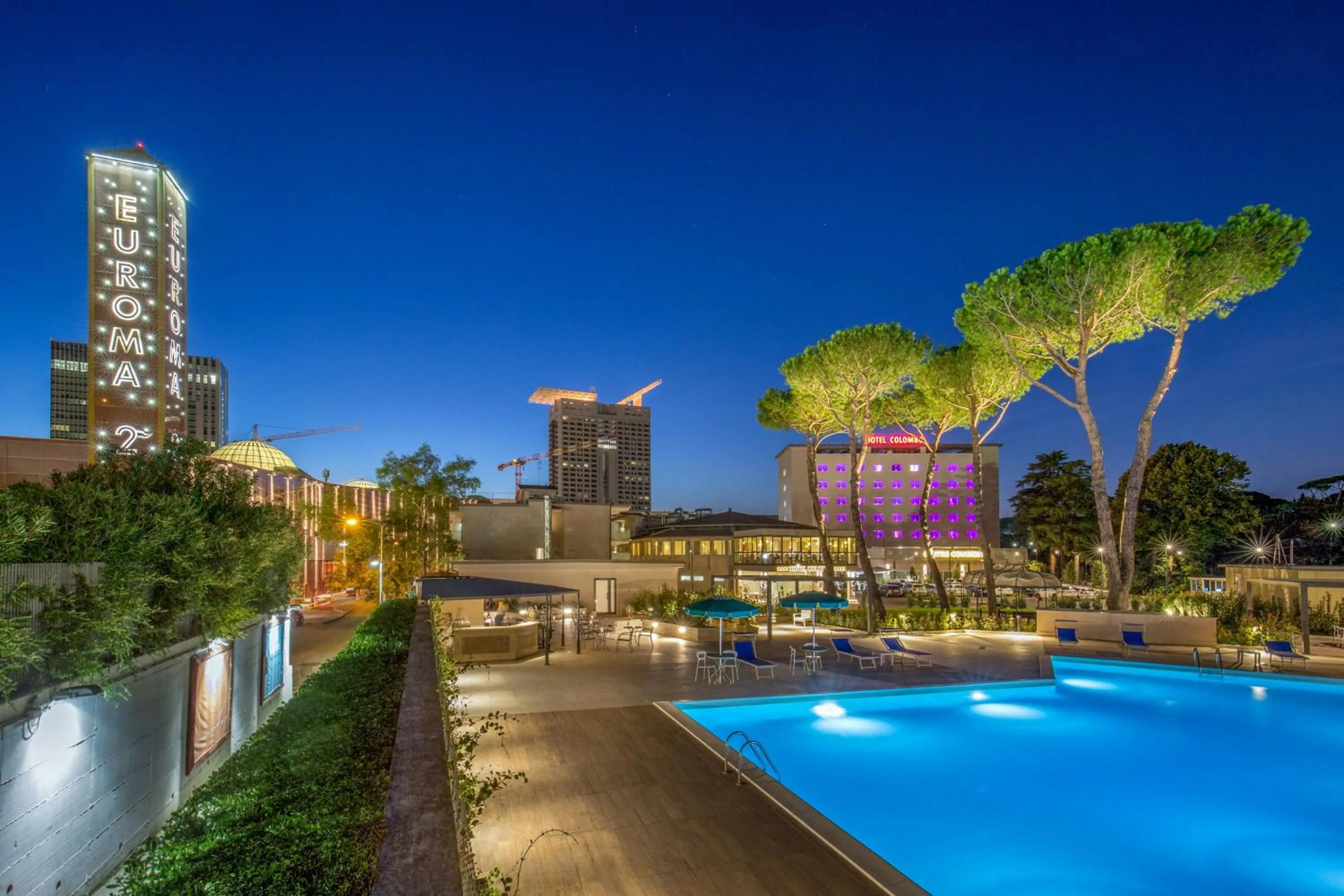 Swimming pool in Hotel Cristoforo Colombo
