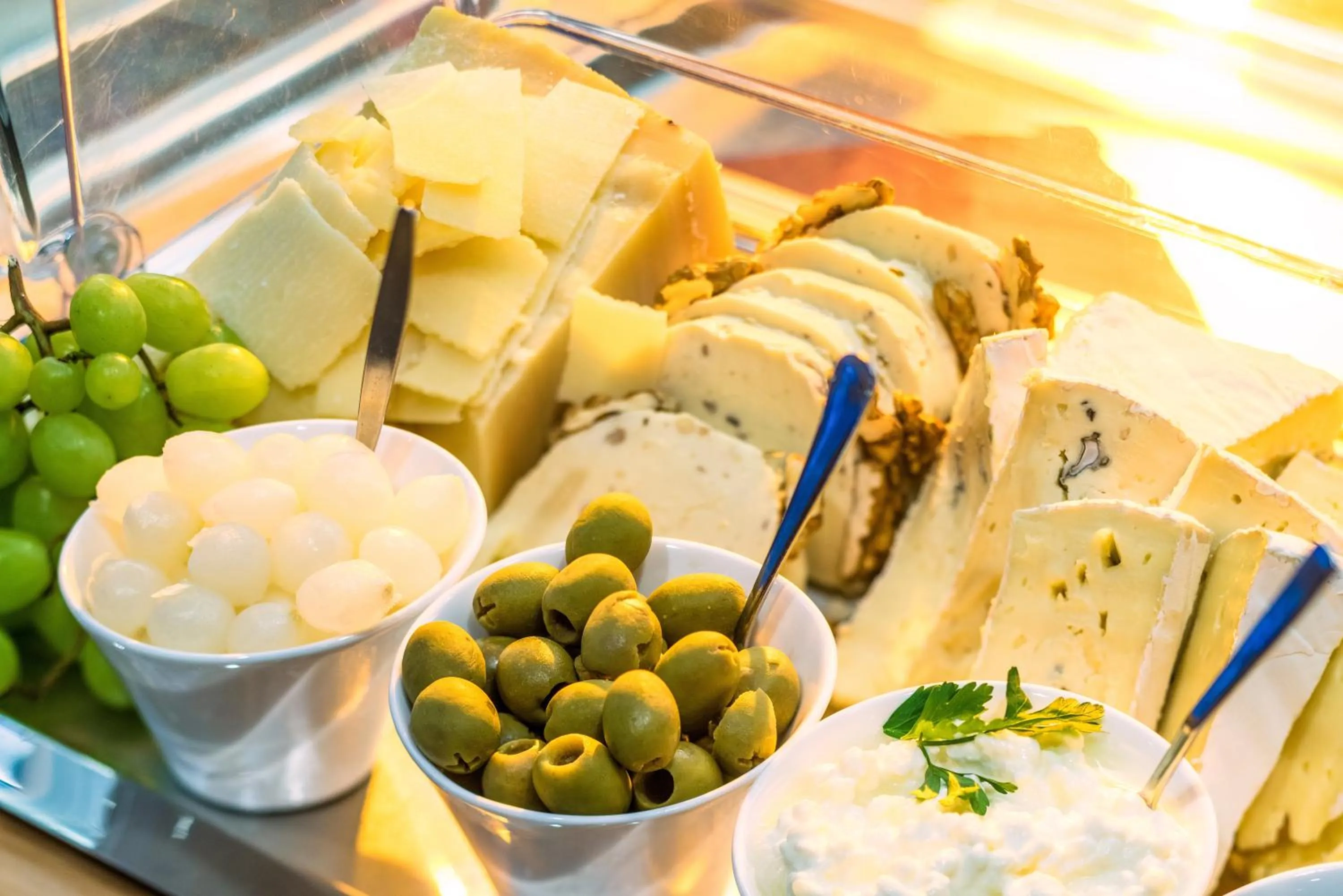 Buffet breakfast in Hotel Stadt Kufstein