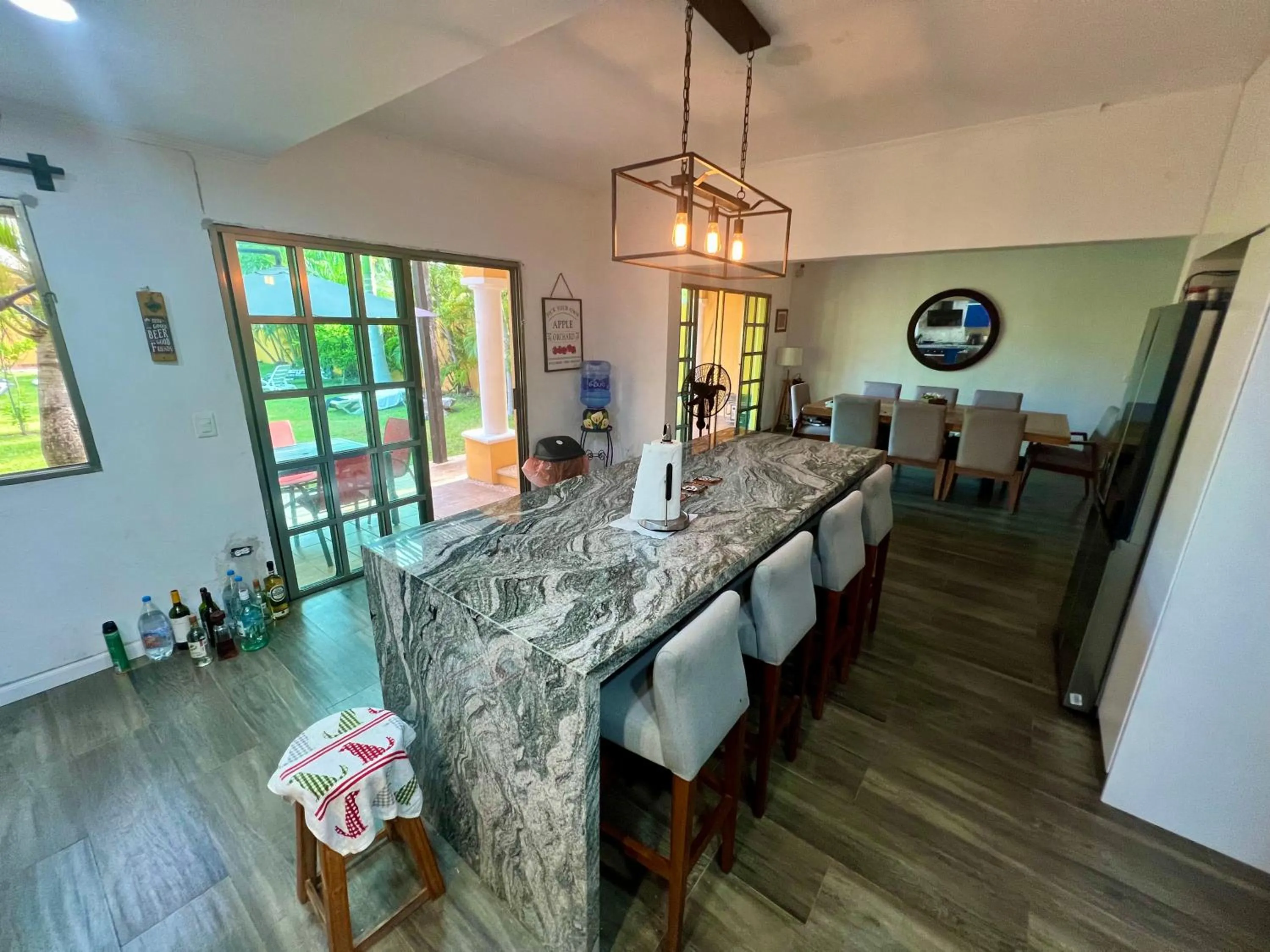 Dining area in Cancun-Soho