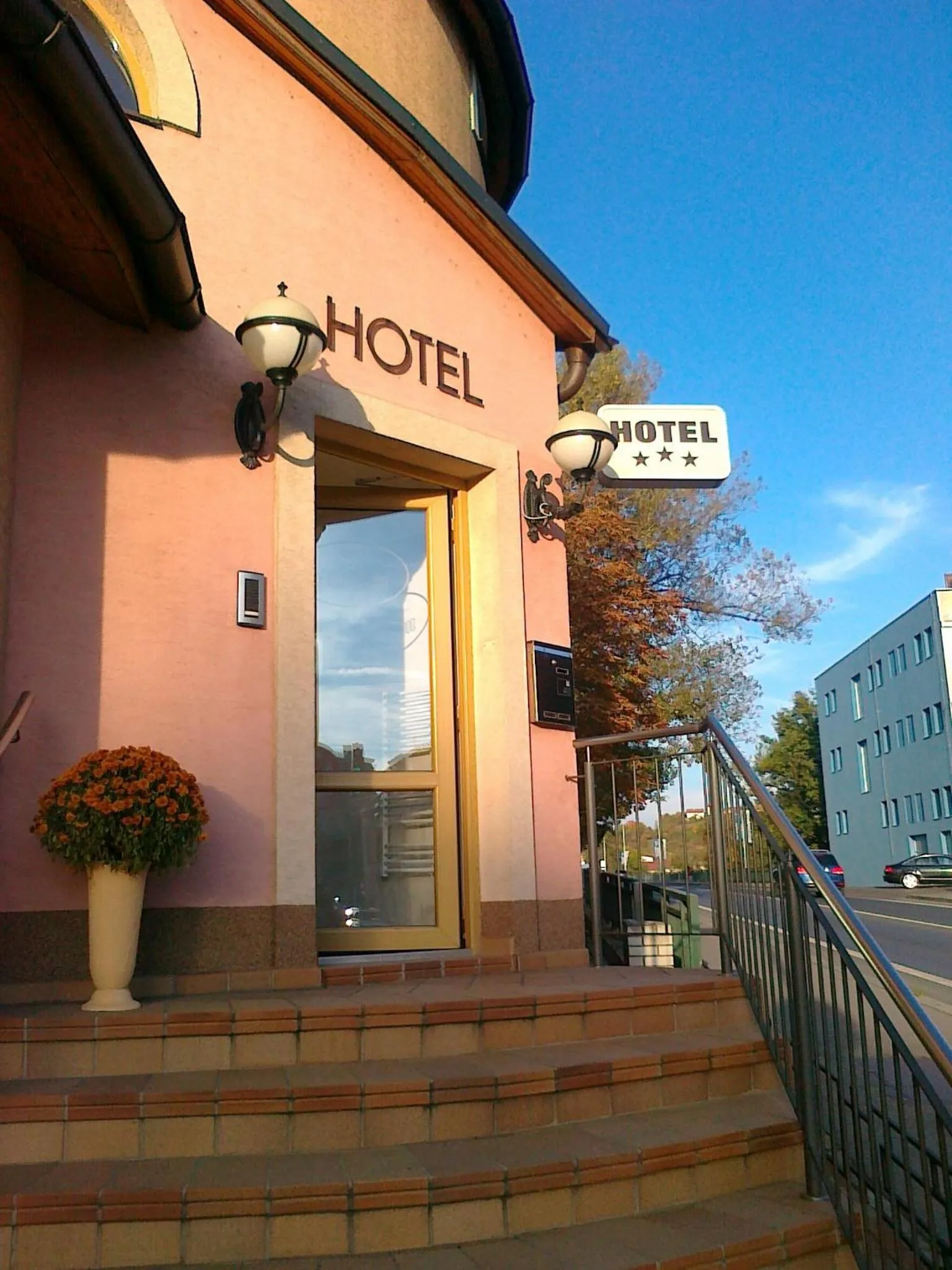 Facade/entrance in Family hotel Maxim