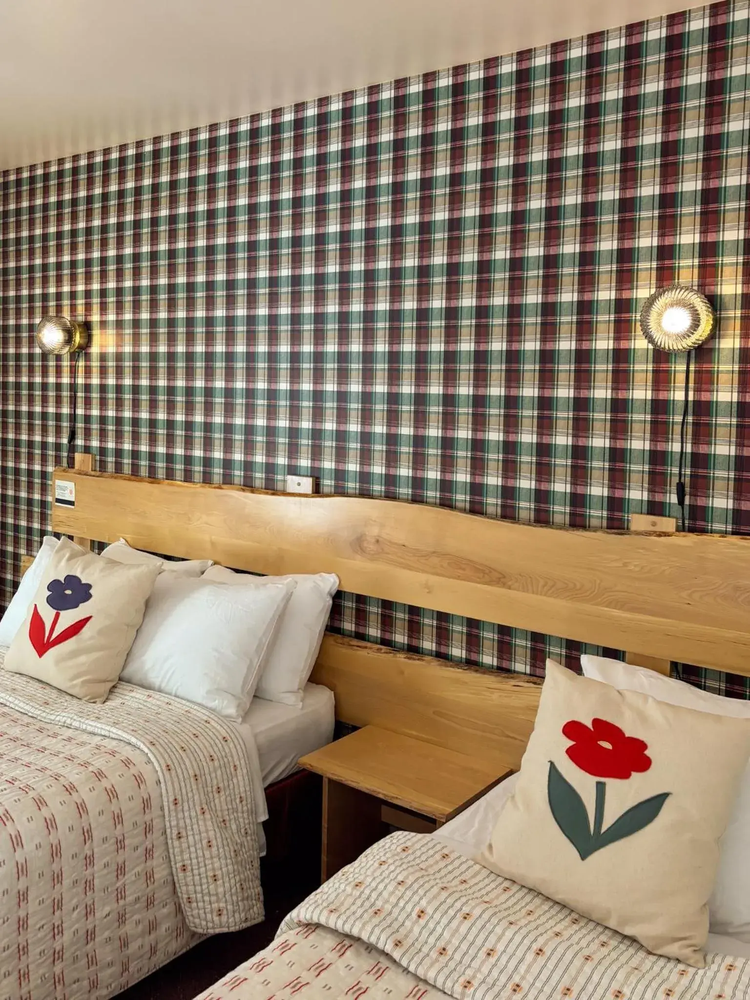 Comfort Triple Room in Auberge du Jardin Comfort Triple Room in Auberge du Jardin