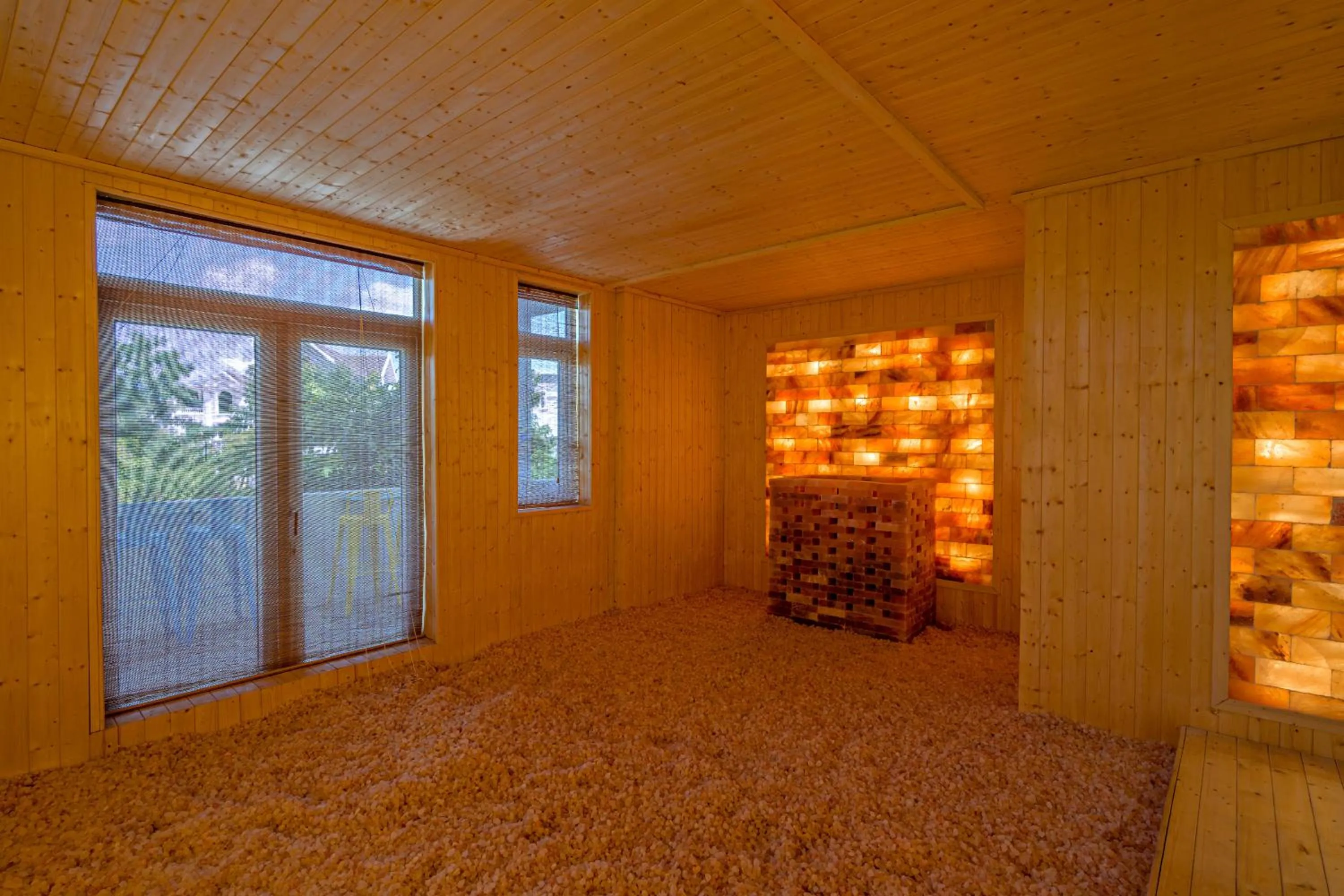 Sauna, Bed in Delight Hotel