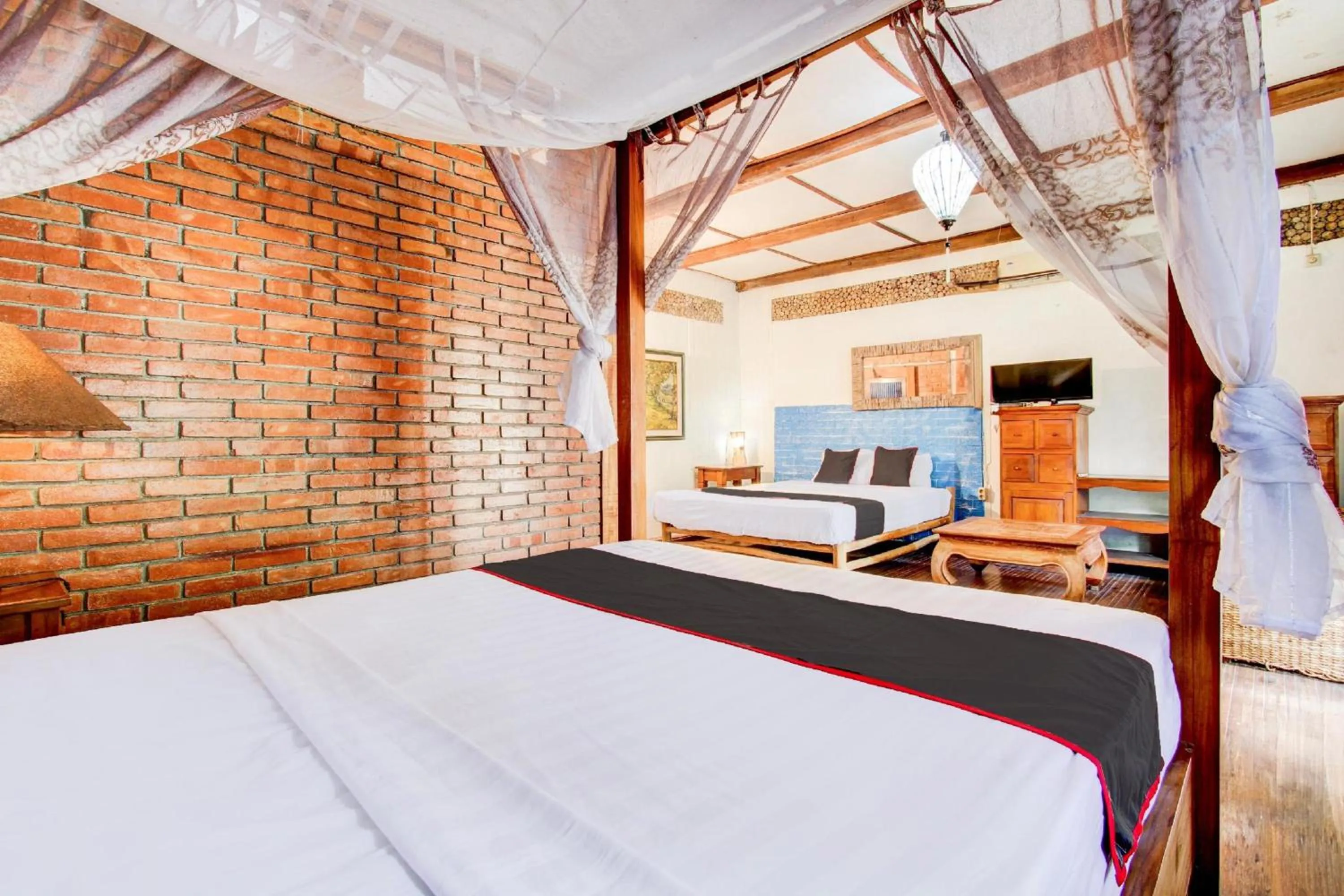 Photo of the whole room, Bed in Hotel O Prawirotaman Near Keraton Yogyakarta Formerly Chez Laelik Guesthouse