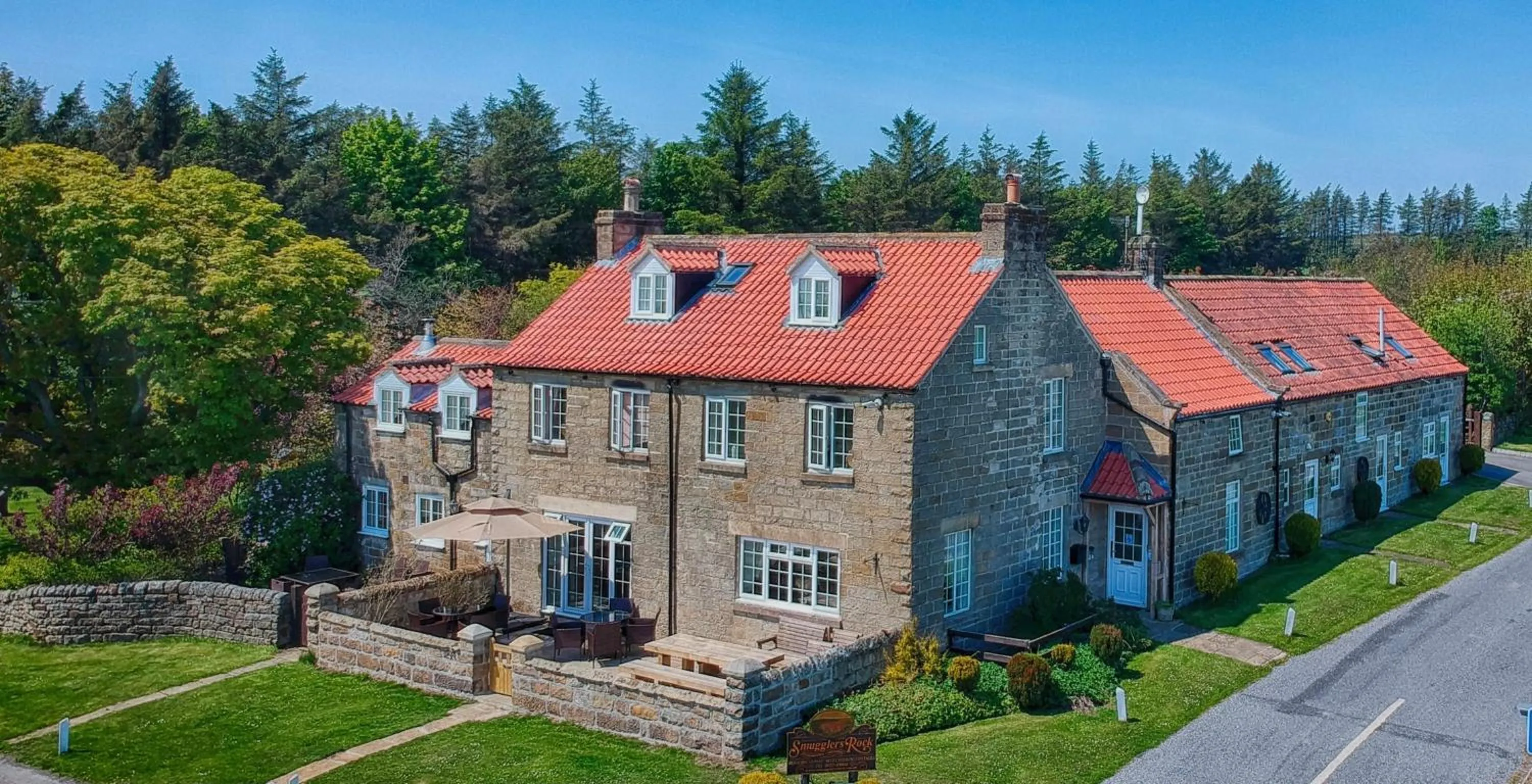 Smugglers Rock Country House
