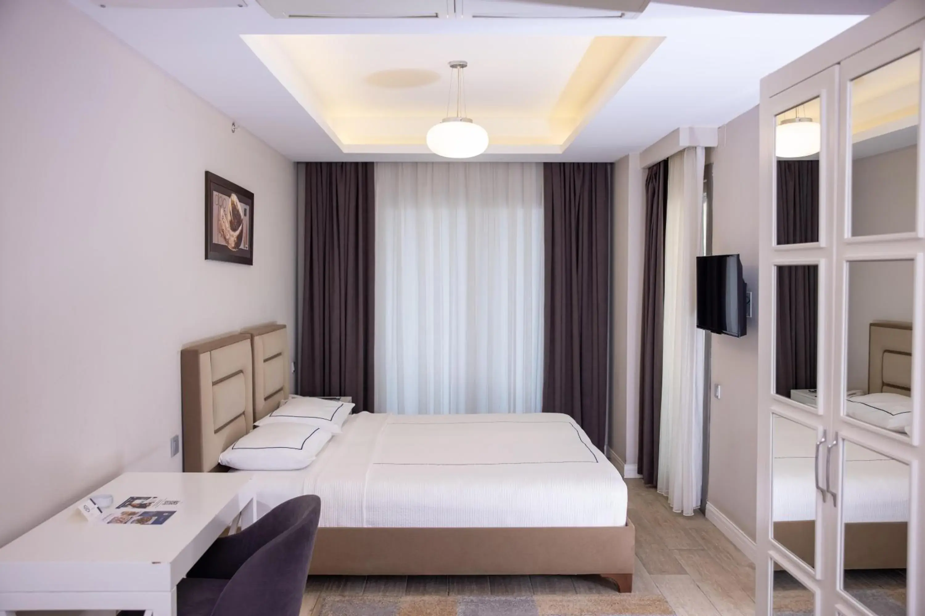 Photo of the whole room, Bed in Anemon Kent Mersin Otel Photo of the whole room, Bed in Anemon Kent Mersin Otel