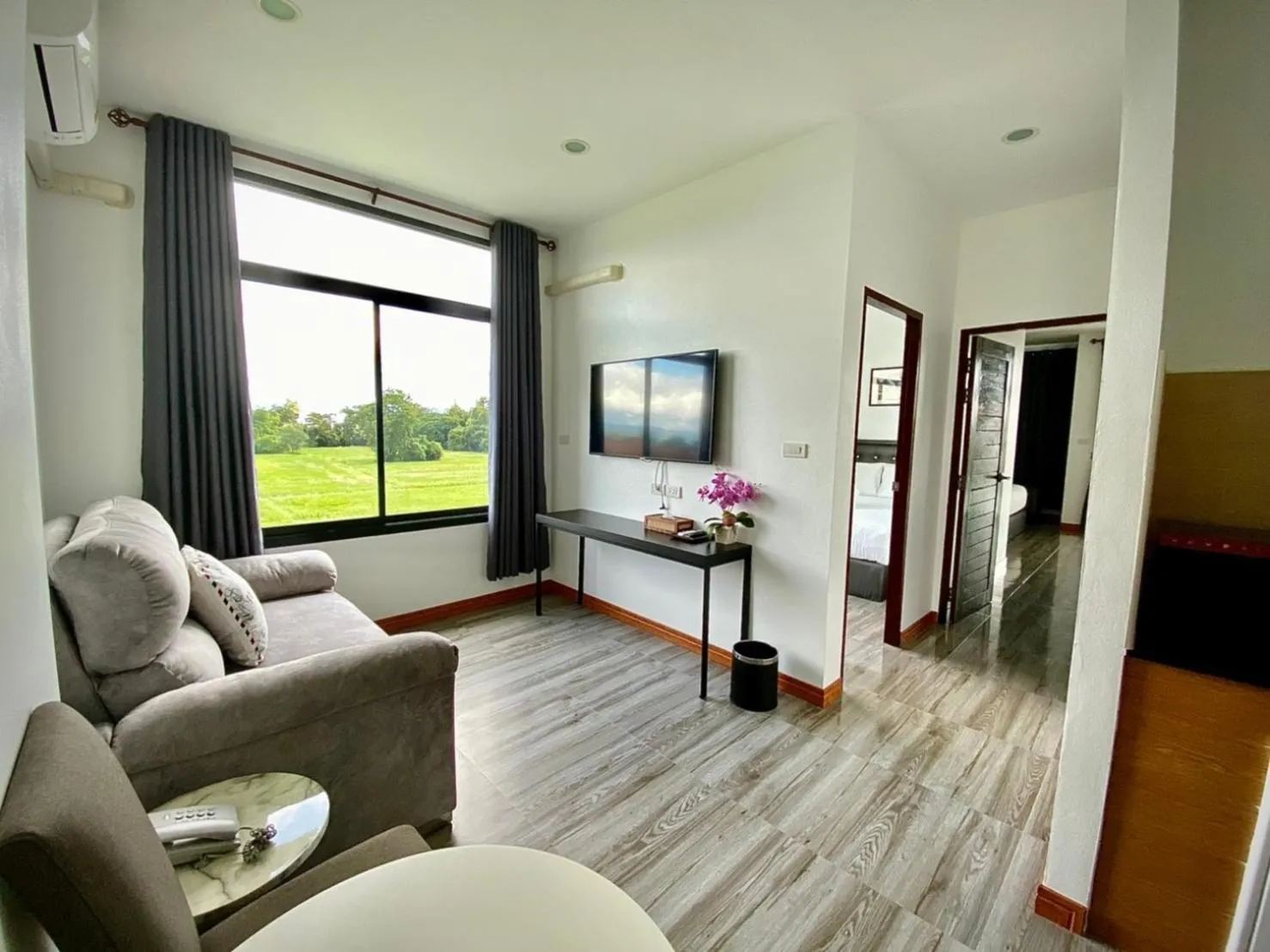 TV and multimedia in The Vet Boutique Hotel - SHA Extra Plus