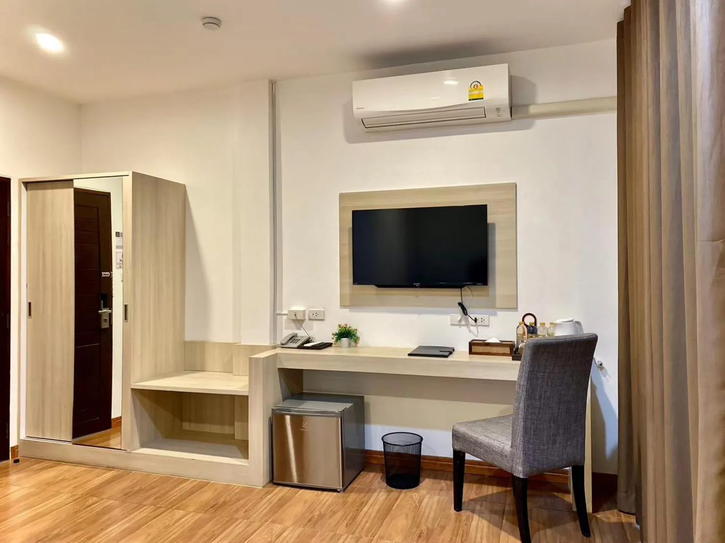 TV and multimedia in The Vet Boutique Hotel - SHA Extra Plus