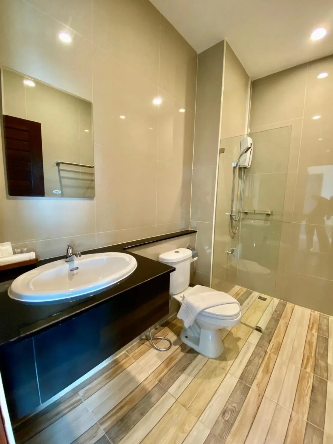 Bathroom in The Vet Boutique Hotel - SHA Extra Plus