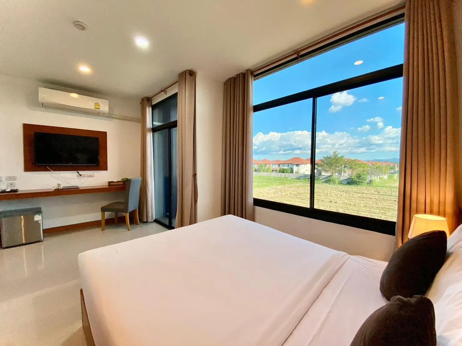 View (from property/room), Bed in The Vet Boutique Hotel - SHA Extra Plus