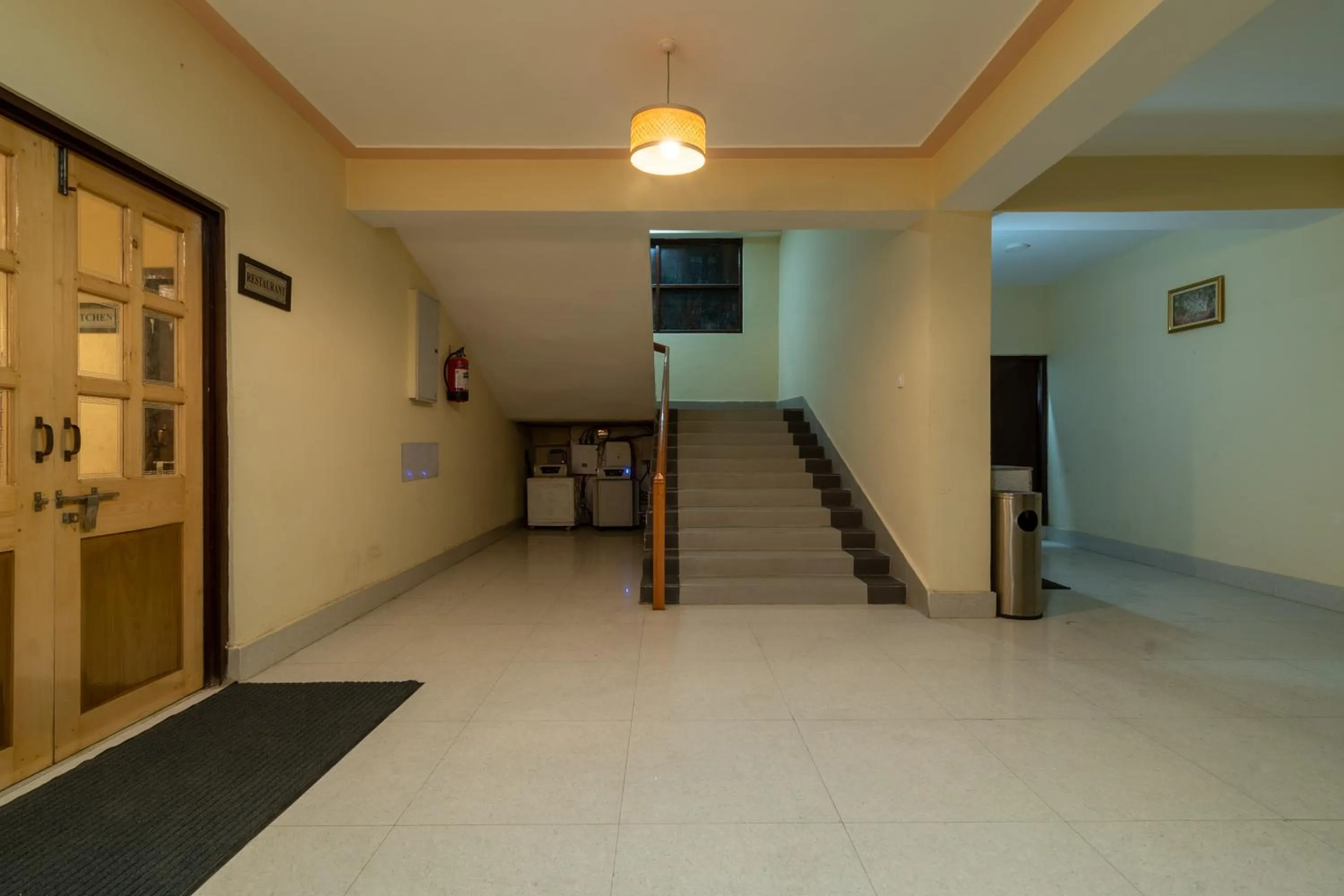 Lobby or reception in Magellan's The Golden Bridge