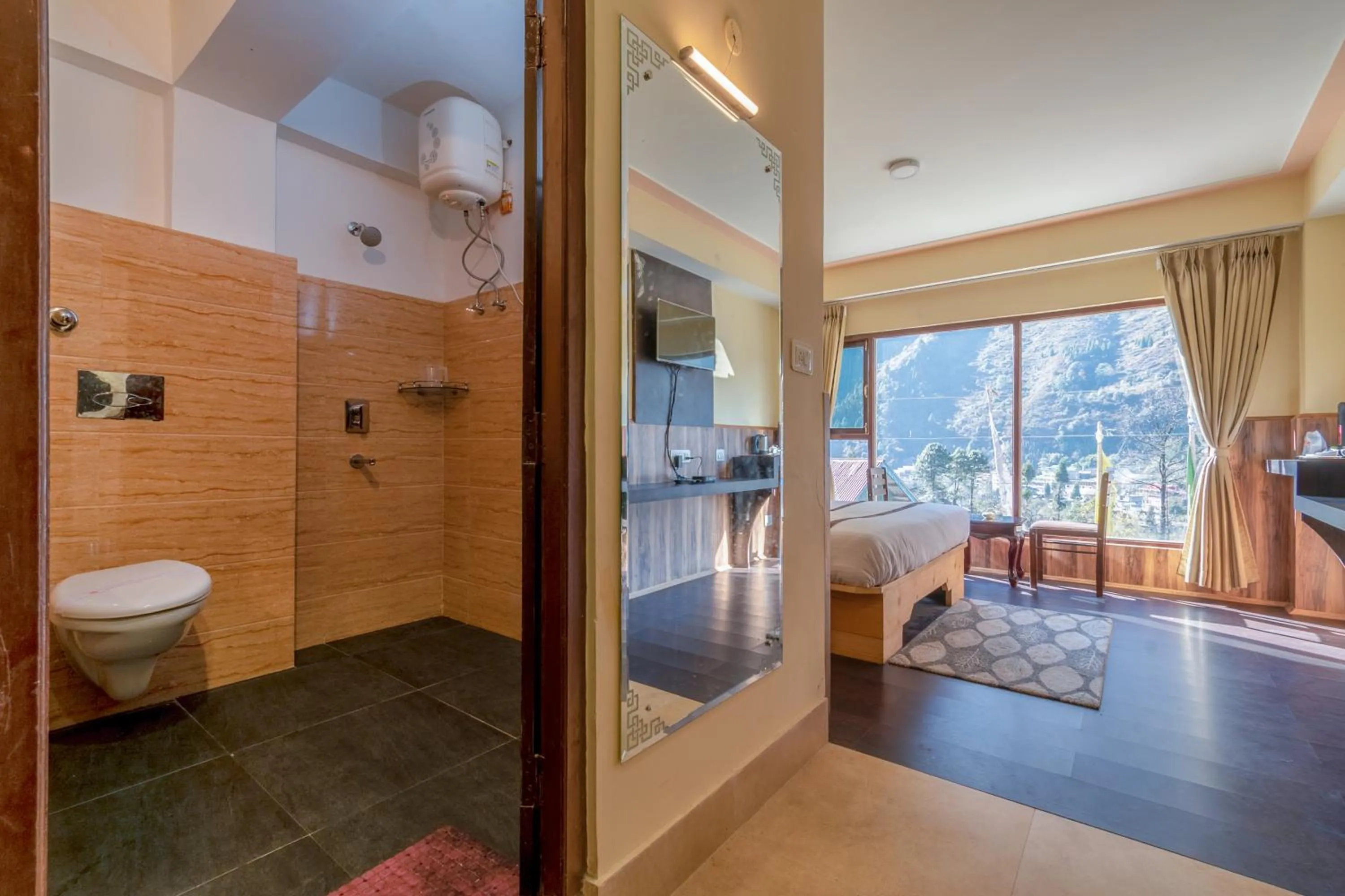 Bathroom in Magellan's The Golden Bridge