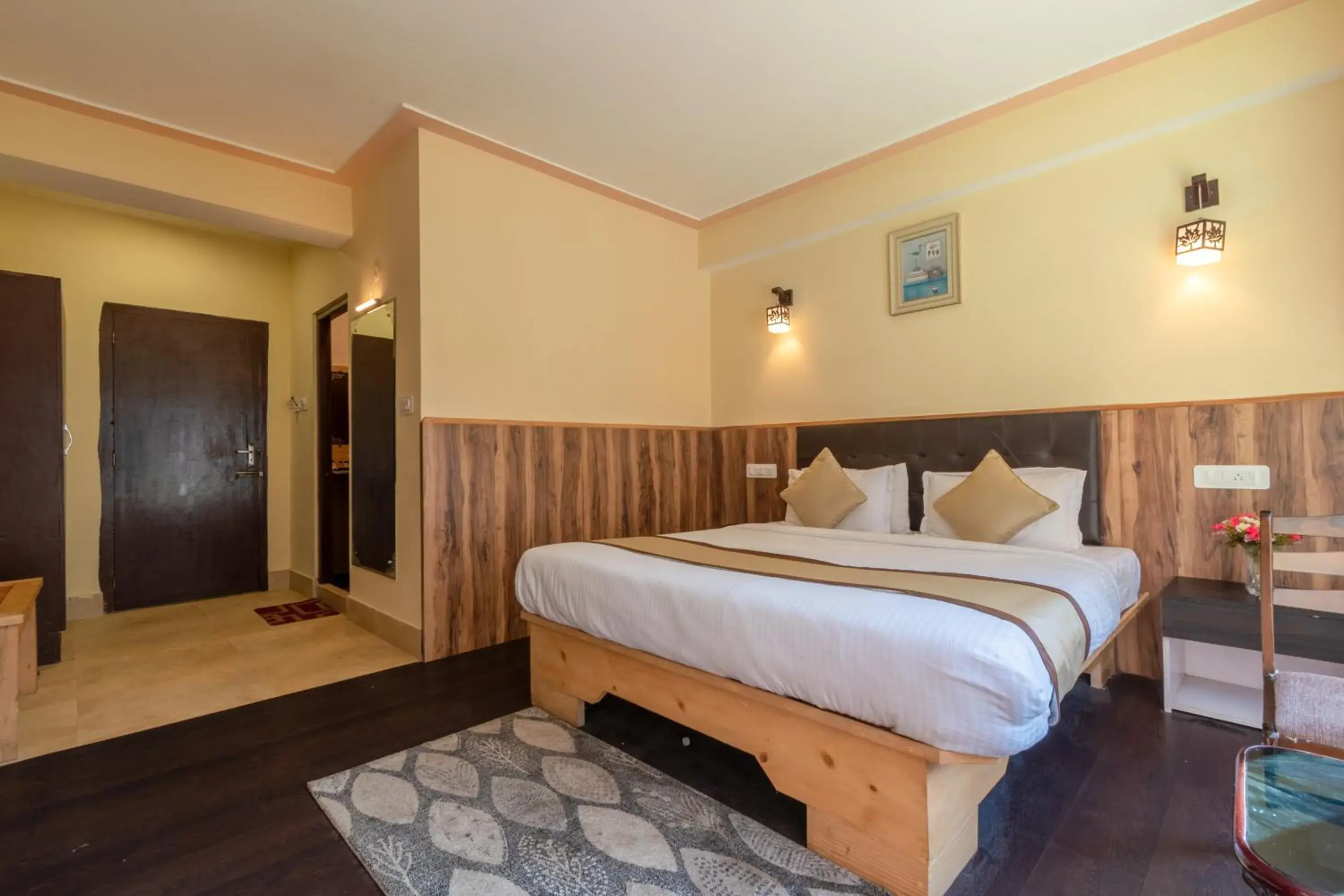 Photo of the whole room, Bed in Magellan's The Golden Bridge Photo of the whole room, Bed in Magellan's The Golden Bridge