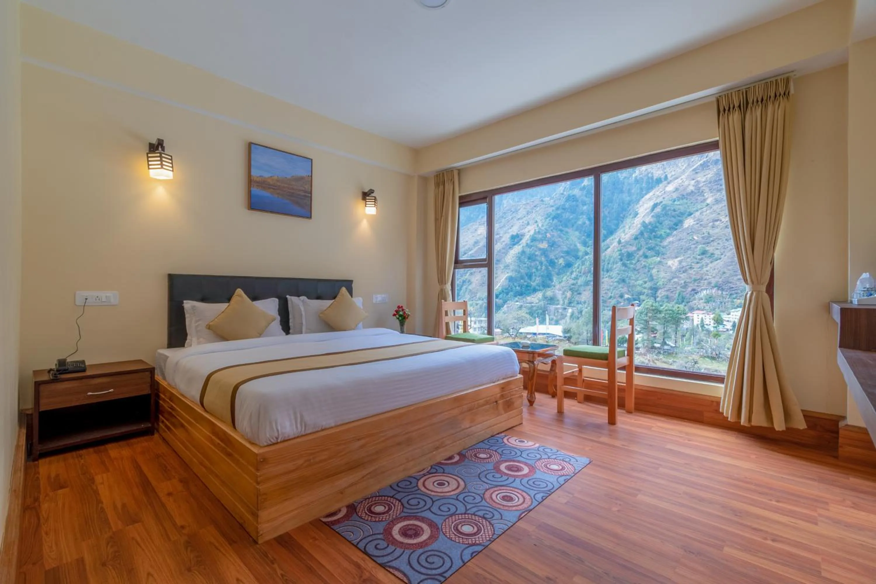 Mountain view, Bed in Magellan's The Golden Bridge