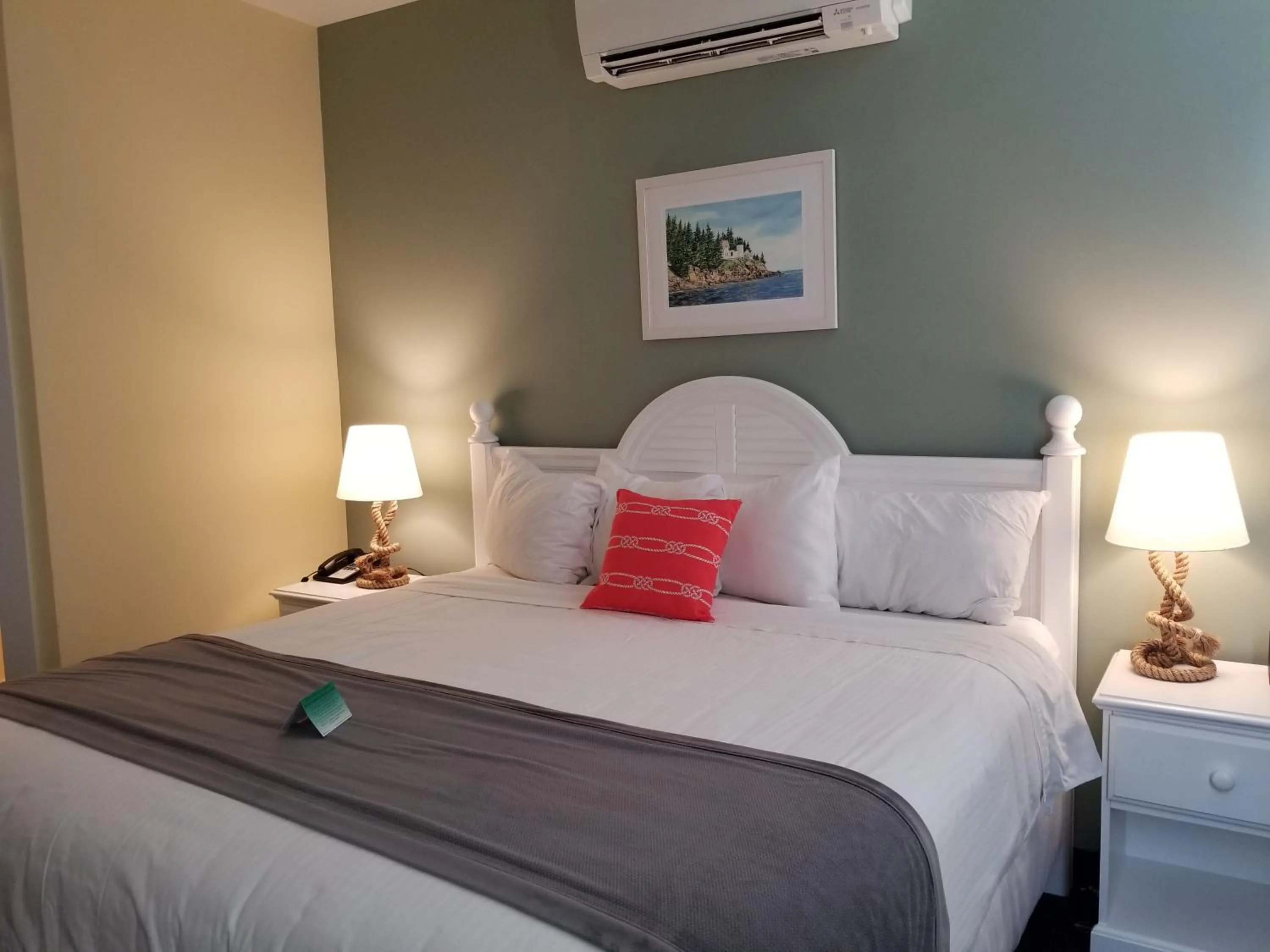 Bed in The Inn on Mount Desert