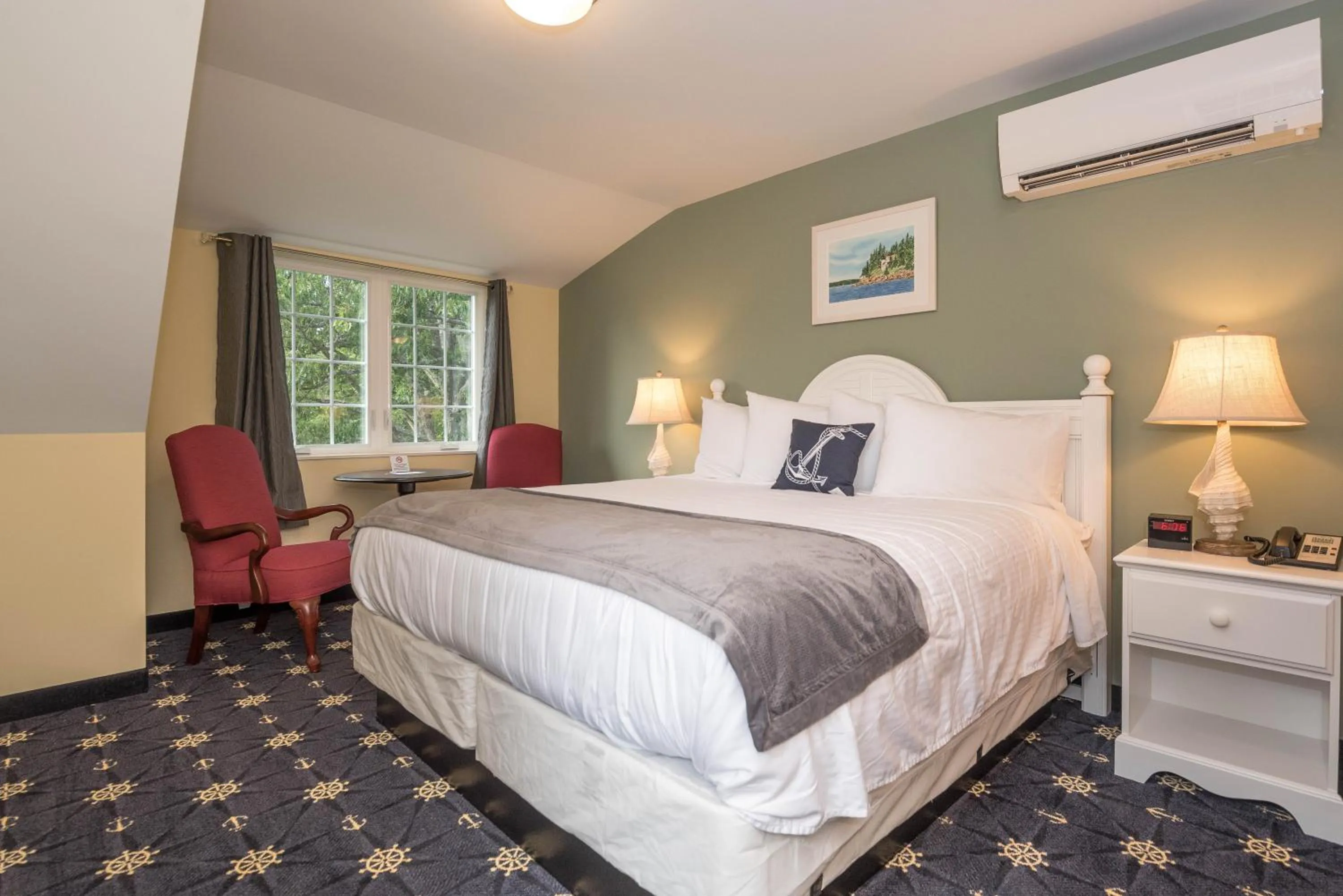 Photo of the whole room, Bed in The Inn on Mount Desert