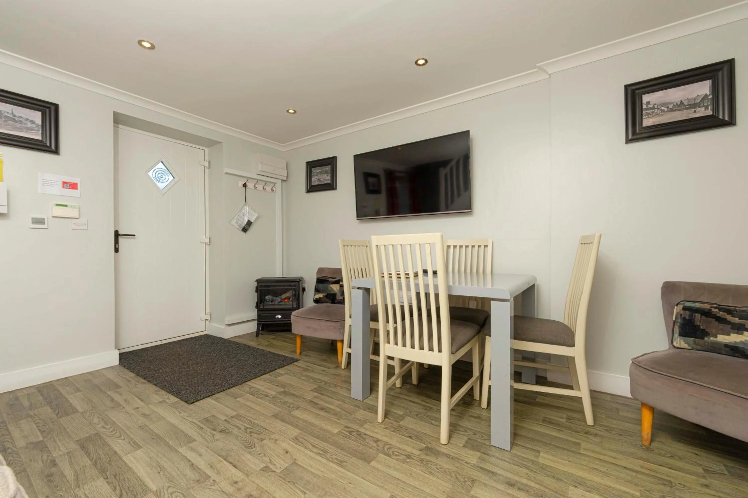 Ash Cottage