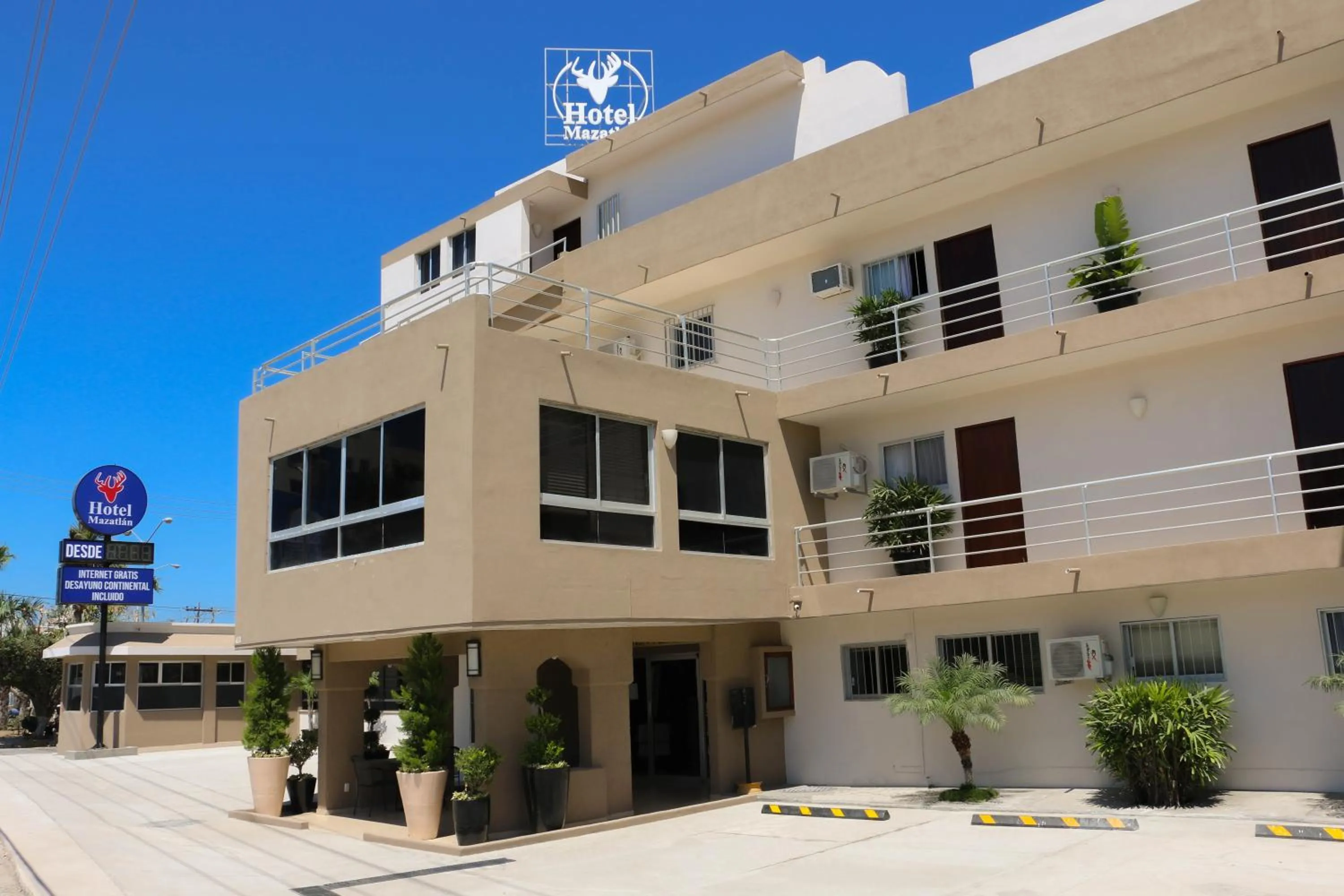 Property building in Hotel Mazatlan