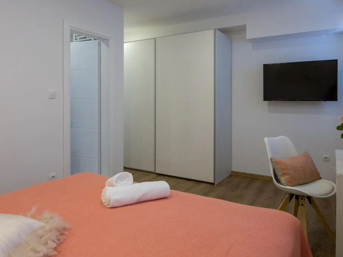 Bed in Apartment Villa Franko Maris