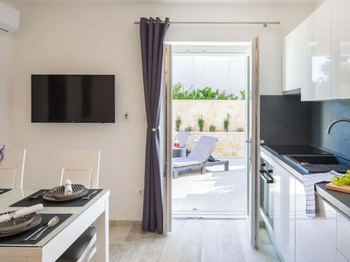 Apartment Villa Franko Maris