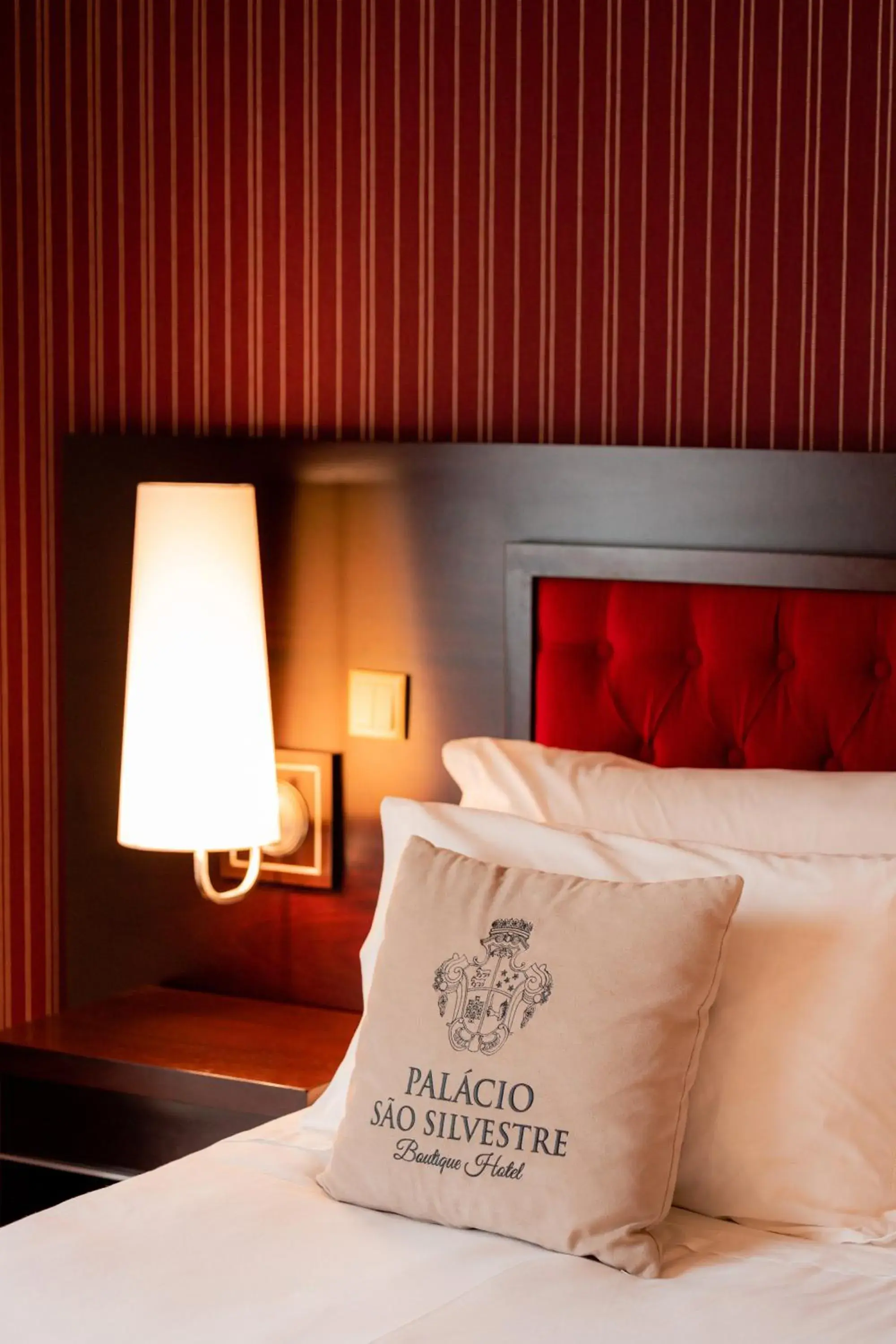 Deluxe Double Room with Balcony and Pool View in Palacio São Silvestre-Boutique Hotel Deluxe Double Room with Balcony and Pool View in Palacio São Silvestre-Boutique Hotel